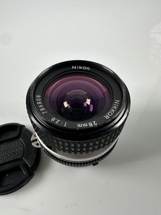Nikon Ai-s ais Nikkor 28mm f2.8 Wide Angle MF Lens