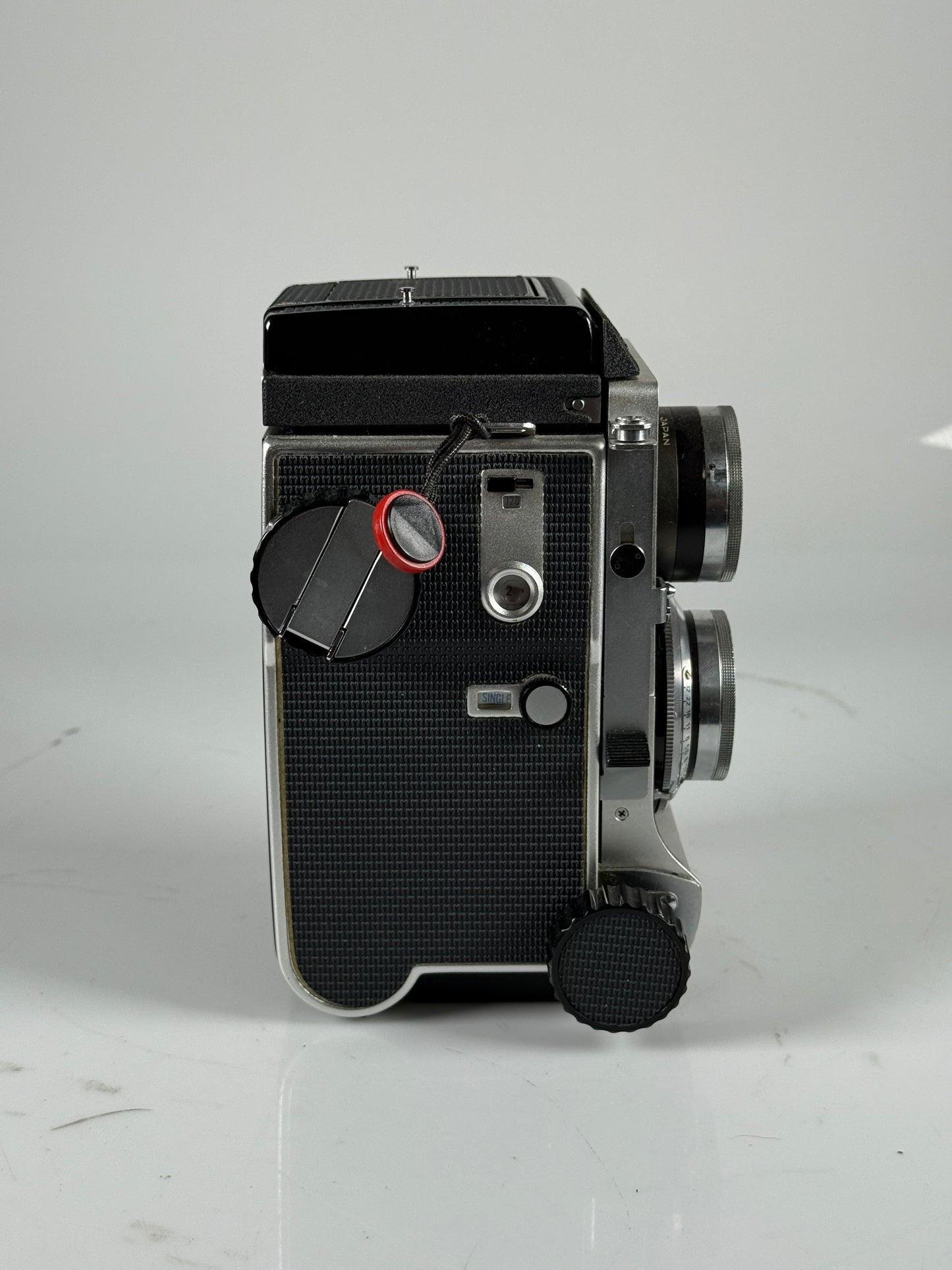 Mamiya C220 Pro TLR medium format Film camera kit 80mm f2.8 blue dot