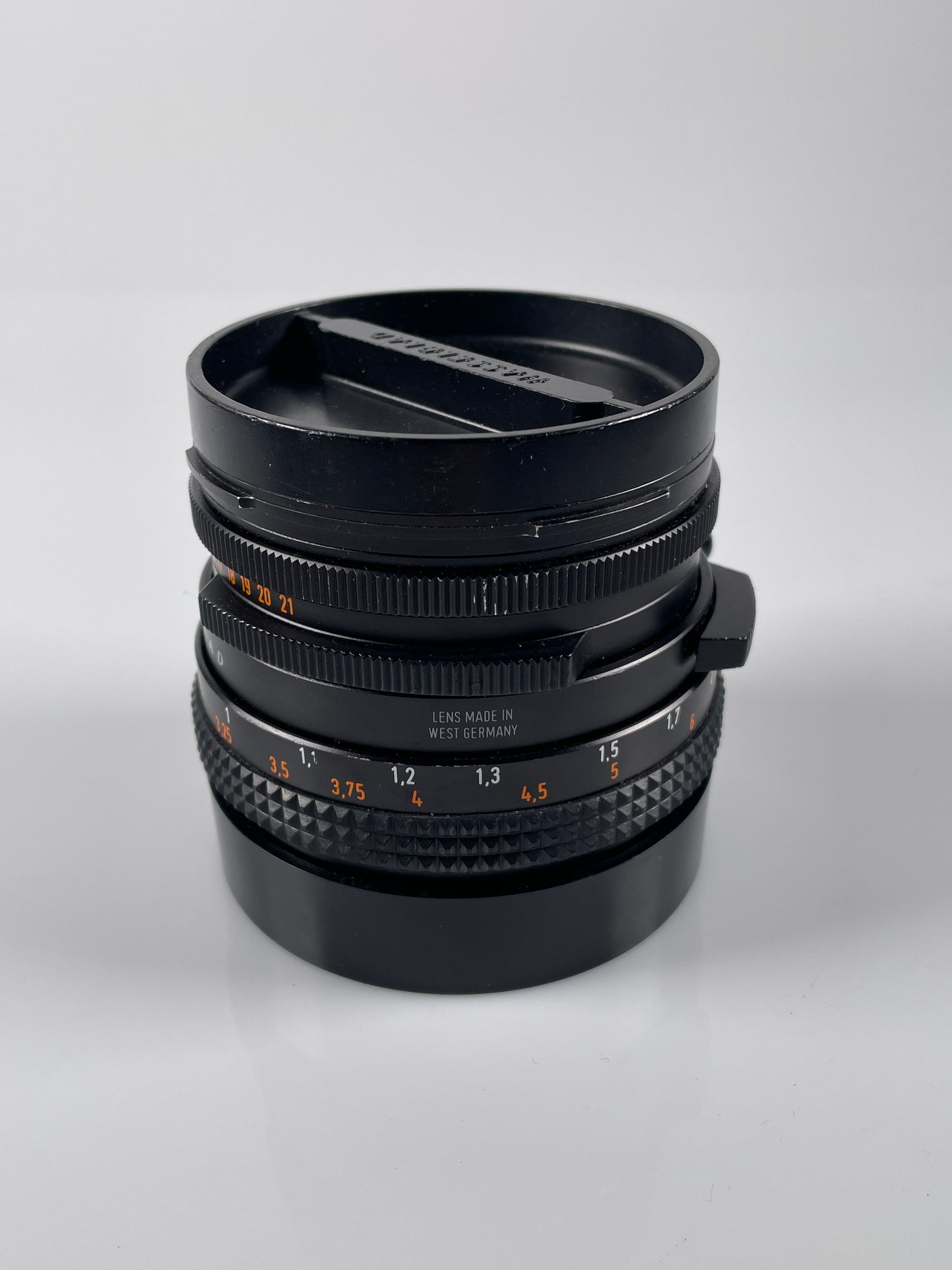 Hasselblad Carl Zeiss T* planar CF 80mm F2.8 lens