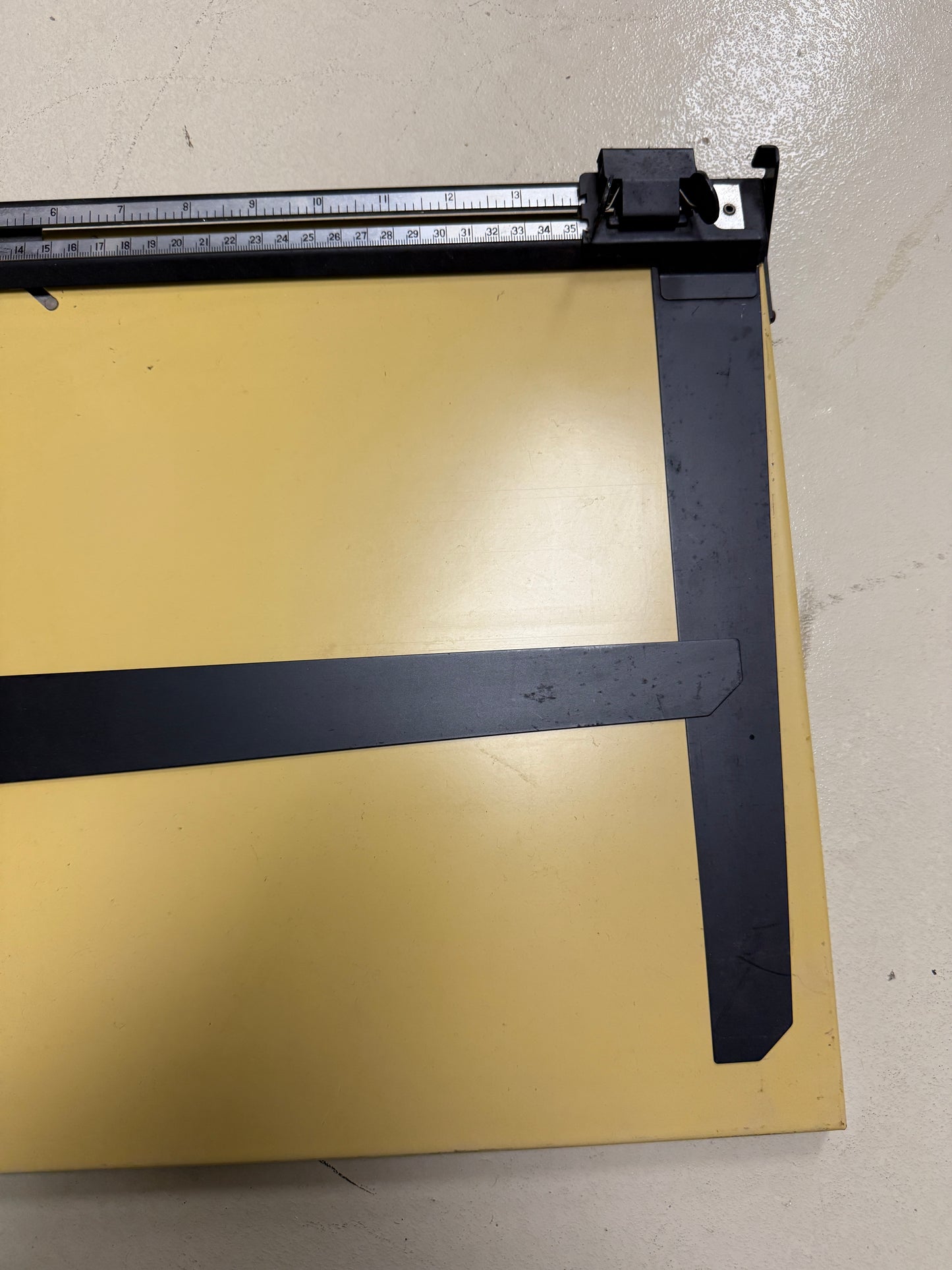 Bogen Vintage Darkroom Photo Printing Easel 11x14 Adjustable Blades