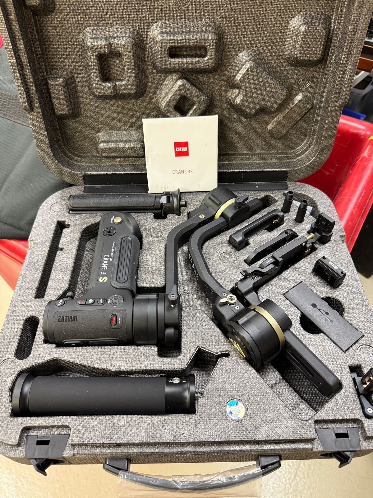 ZHIYUN Crane 3S PRO 3-Axis Handheld Gimbal Stabilizer for DSLR Cinema Cameras