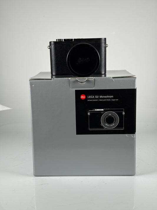 Leica Q2M Q2 Monochrom Digital Camera - Black 19055 with original box