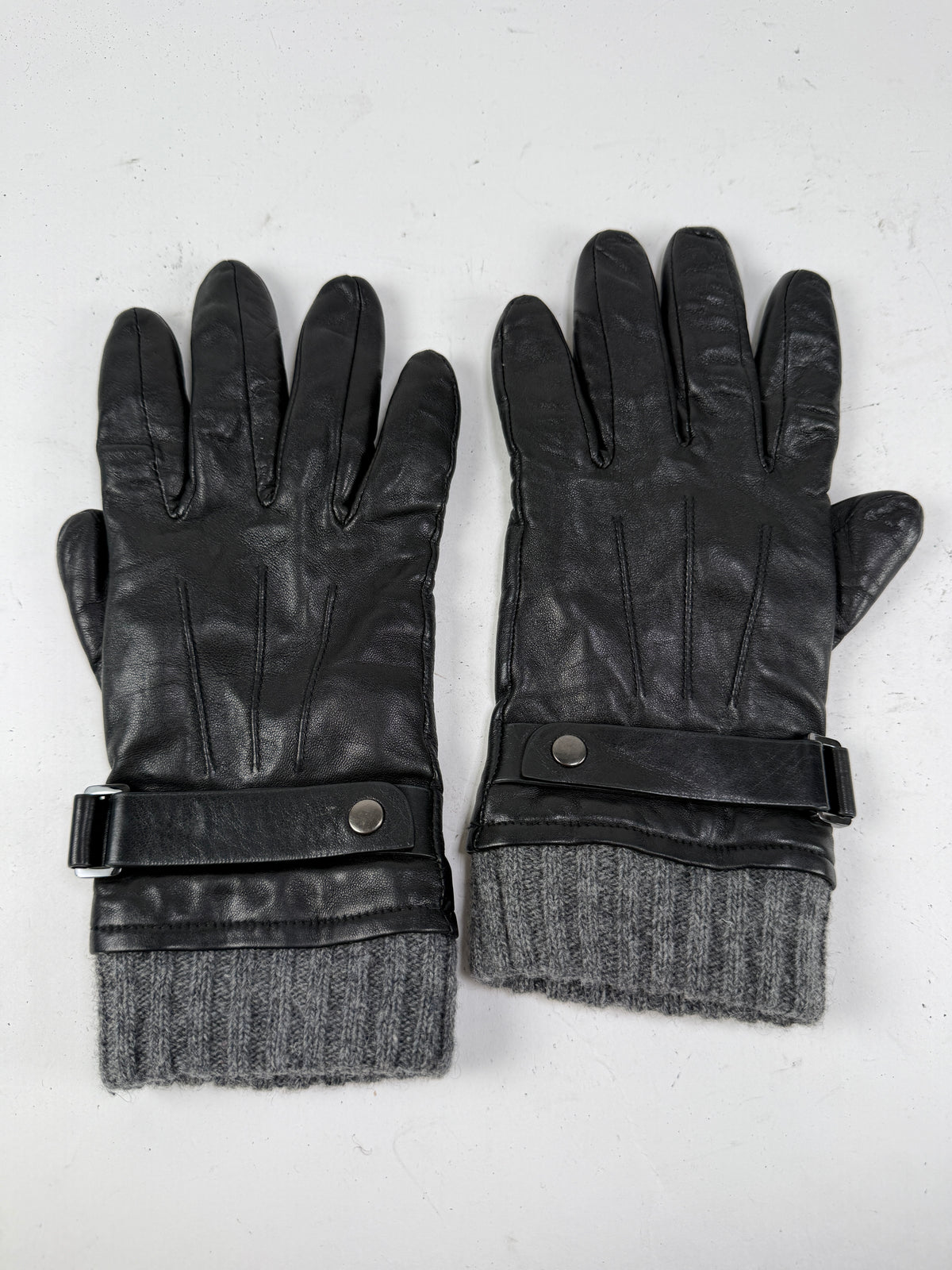 Mackage black leather lambskin gloves w/ cashmere and wool lining