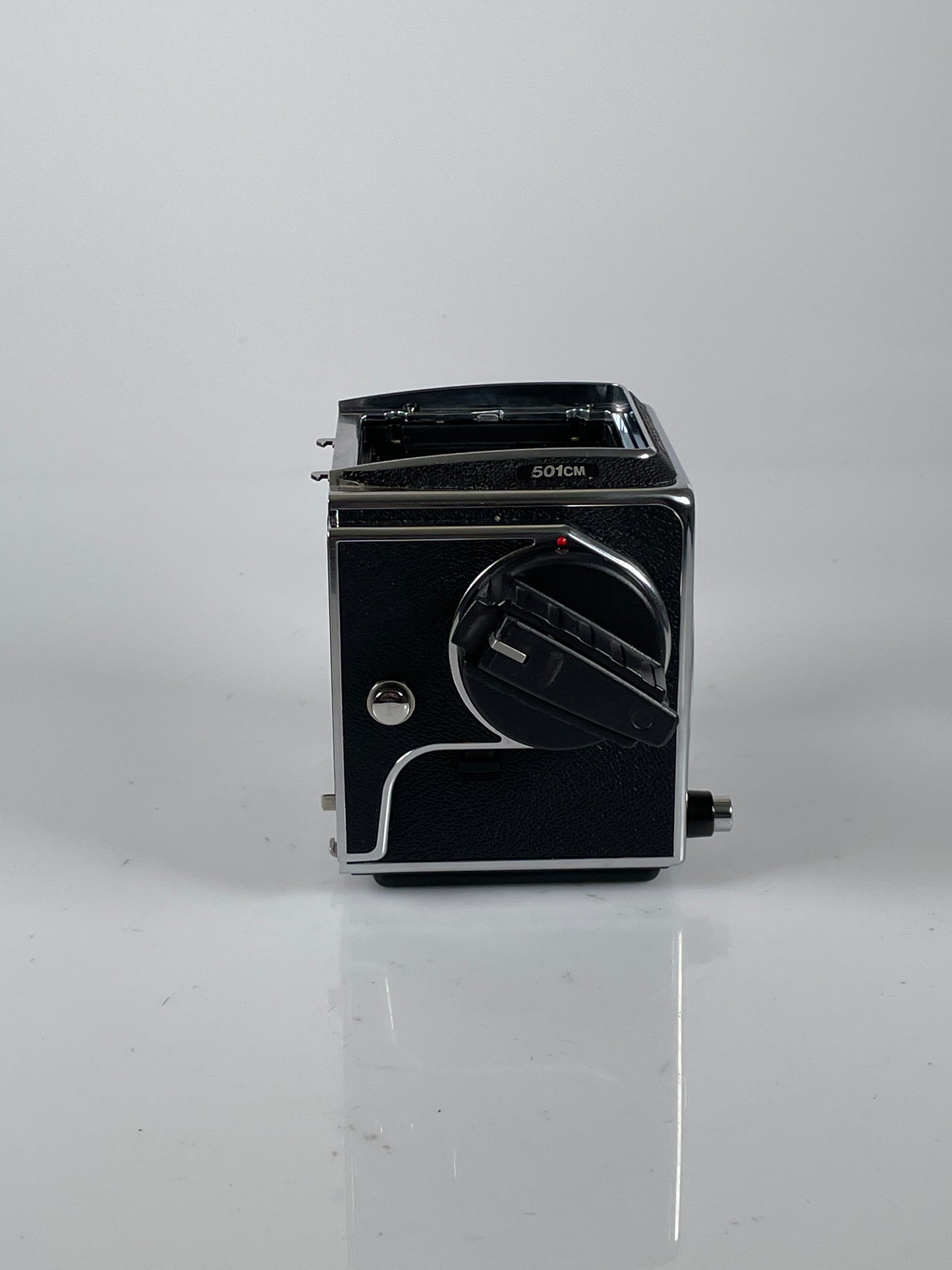 Hasselblad 501CM Medium Format Camera Body, chrome