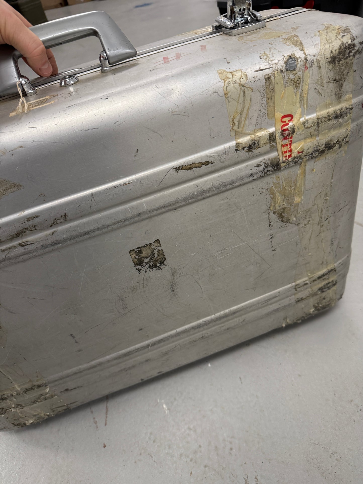 Zero Halliburton Aluminum camera Combo Lock Case 26x18x8