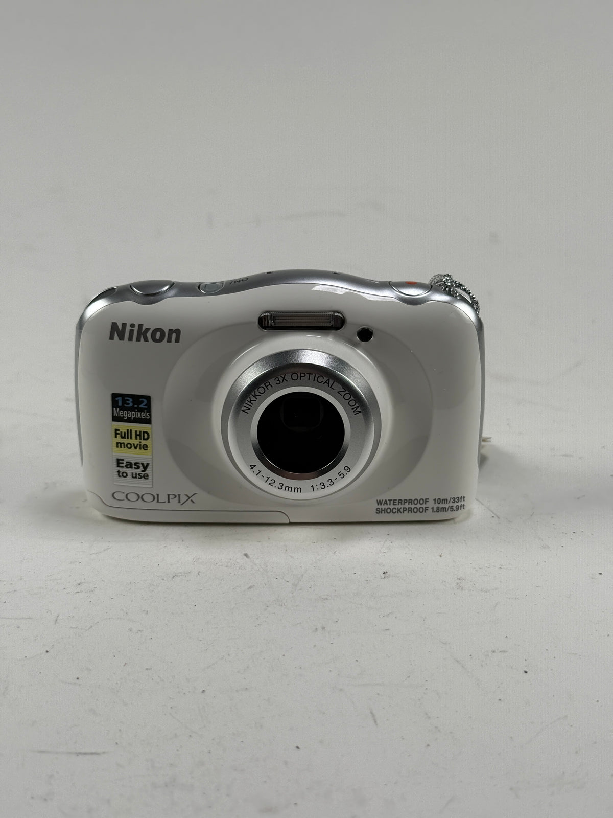 Nikon Coolpix W100 13.2MP White Waterproof Camera Boxed