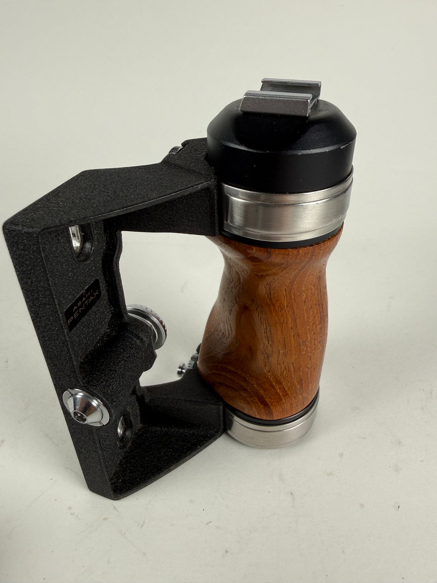 Pentax Wood Hand Grip for Pentax 6x7 67 67II Camera