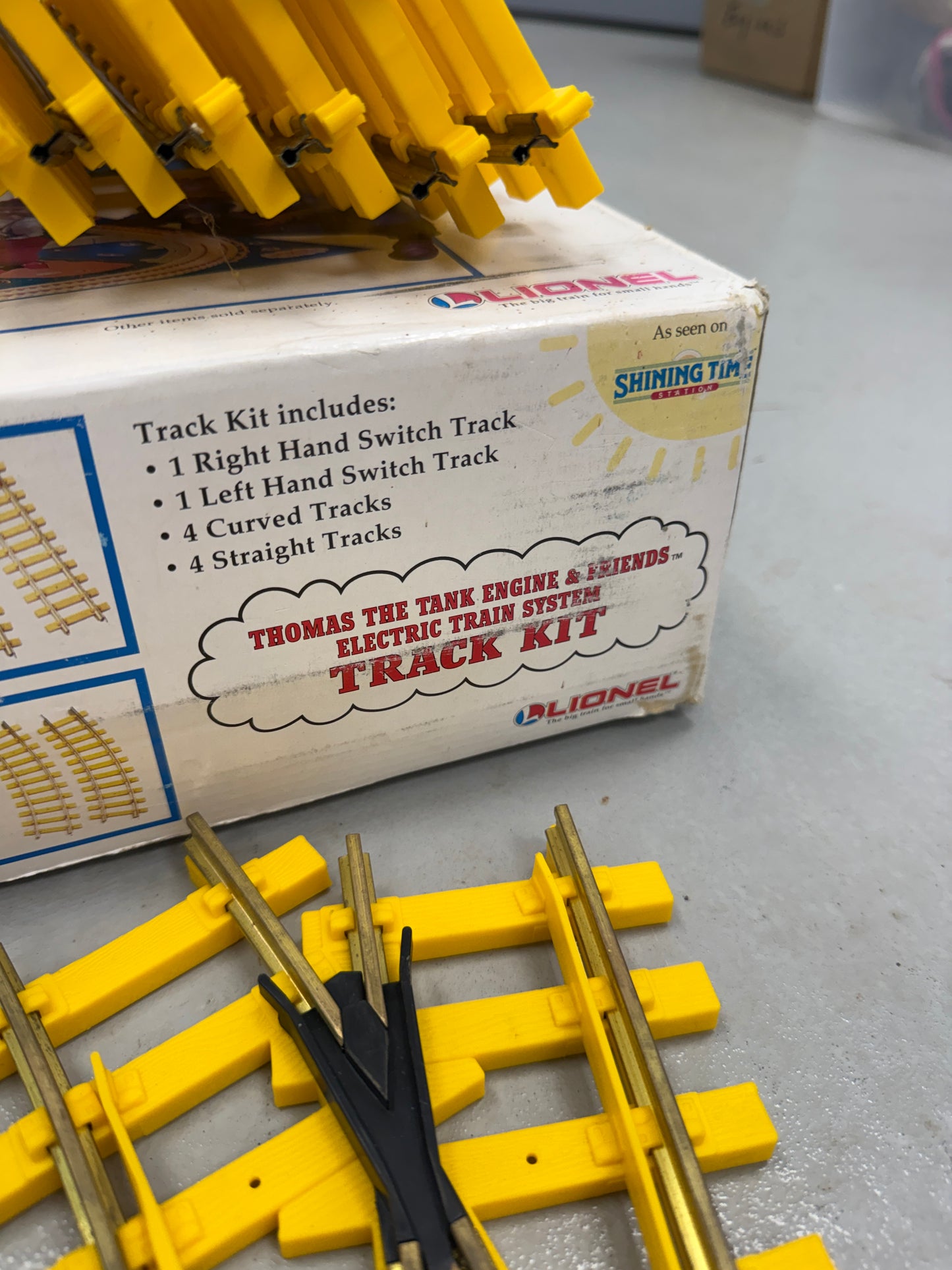 Lionel Thomas the Tank Engine Electric Train Track Kit