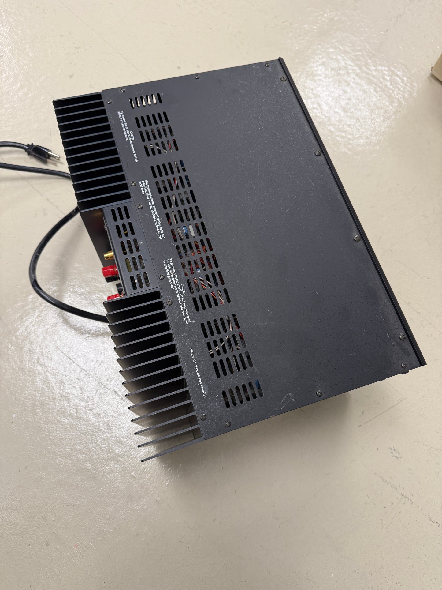 Adcom GFA-565 Monoblock Power Amplifier