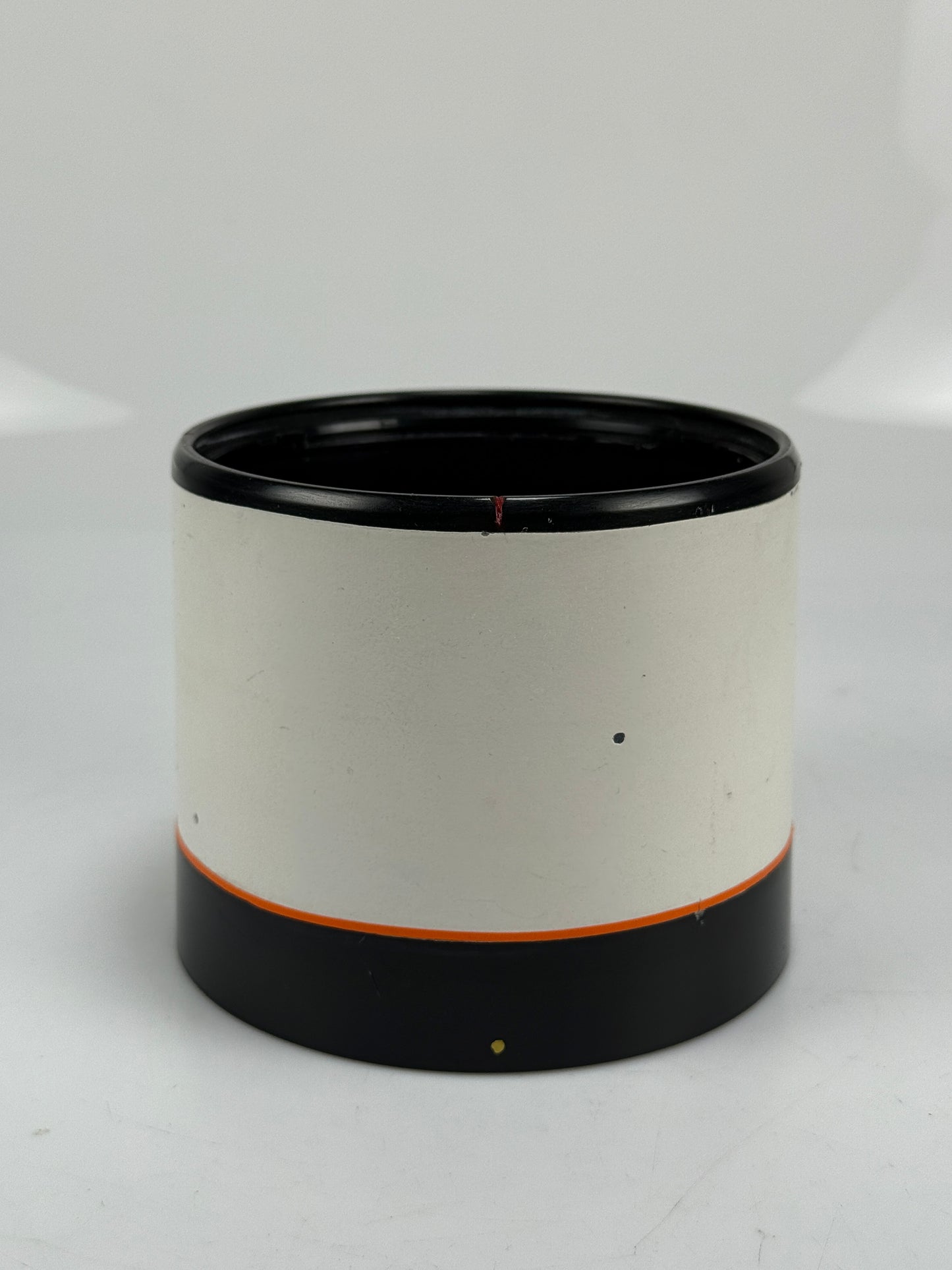 Sony FE 200-600mm G OSS Lens - SEL200600G lens hood