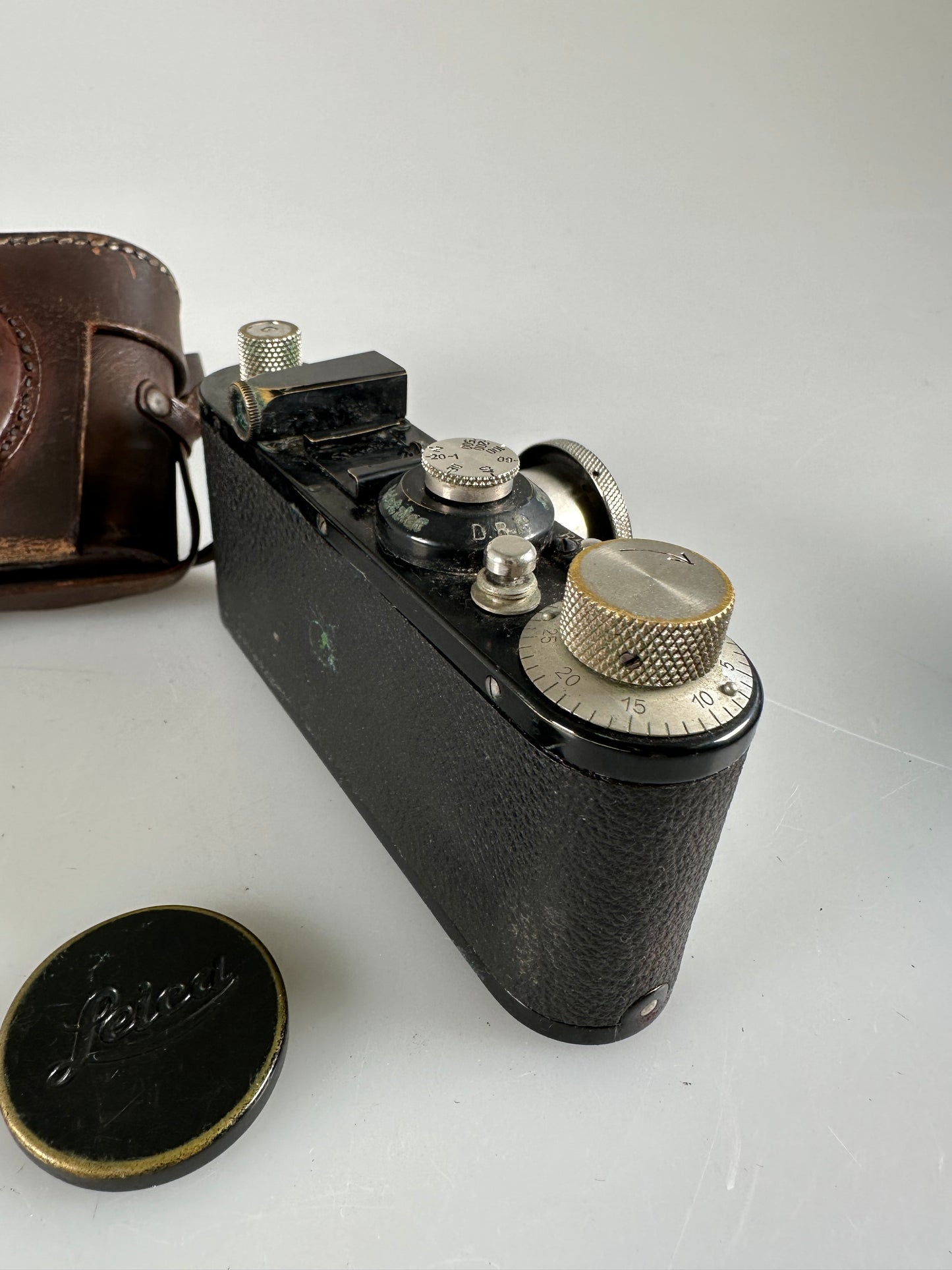 Leica I Model A 4 Digit 5cm f3.5 Elmar- 1927