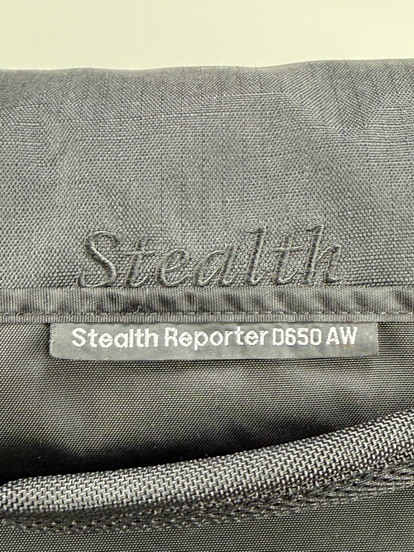 Lowepro Stealth Reporter D650 AW Camera Bag Black with Dividers