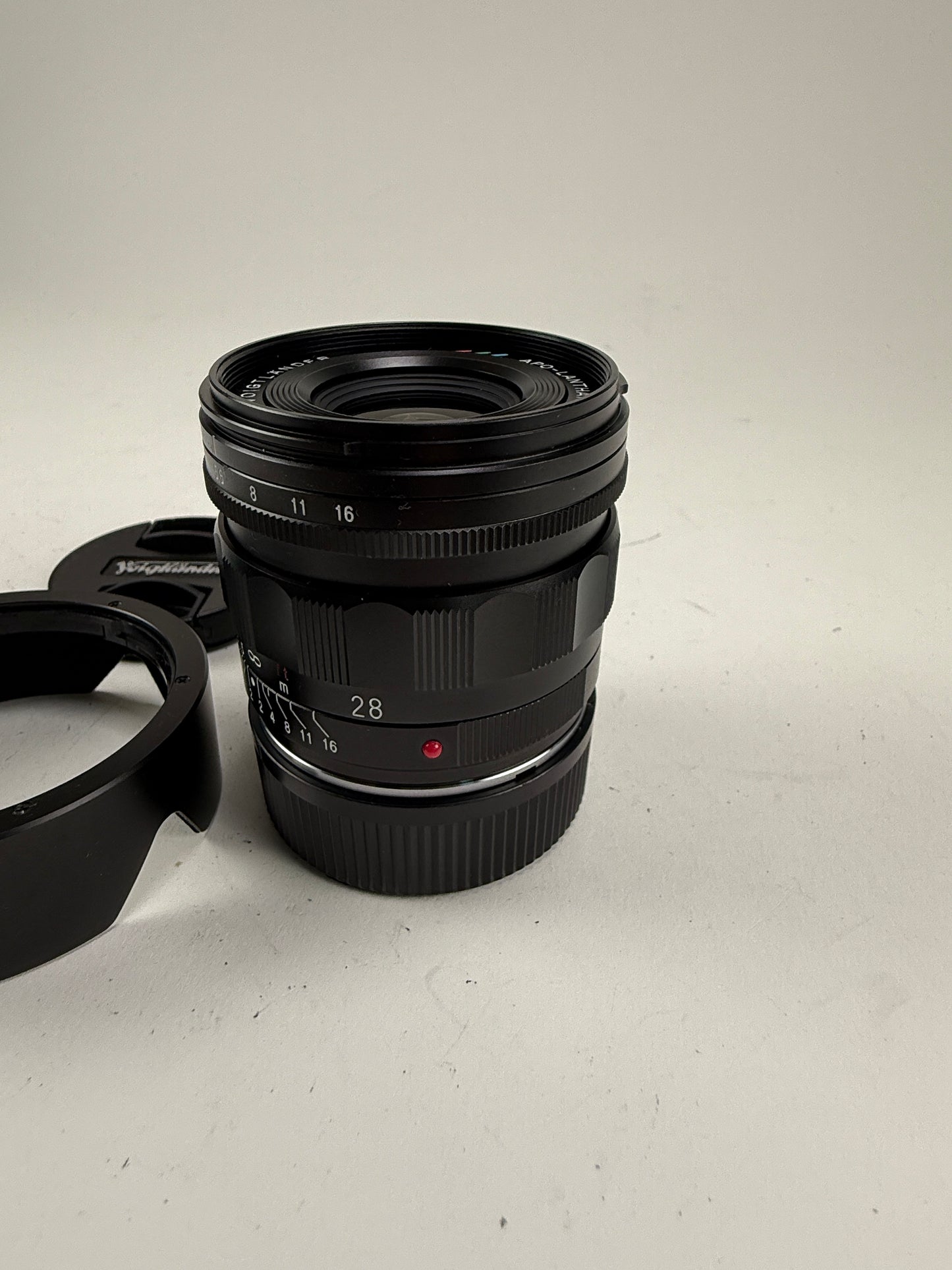 Voigtlander MINT USED M 28mm F2 APO-LANTHAR for Leica M