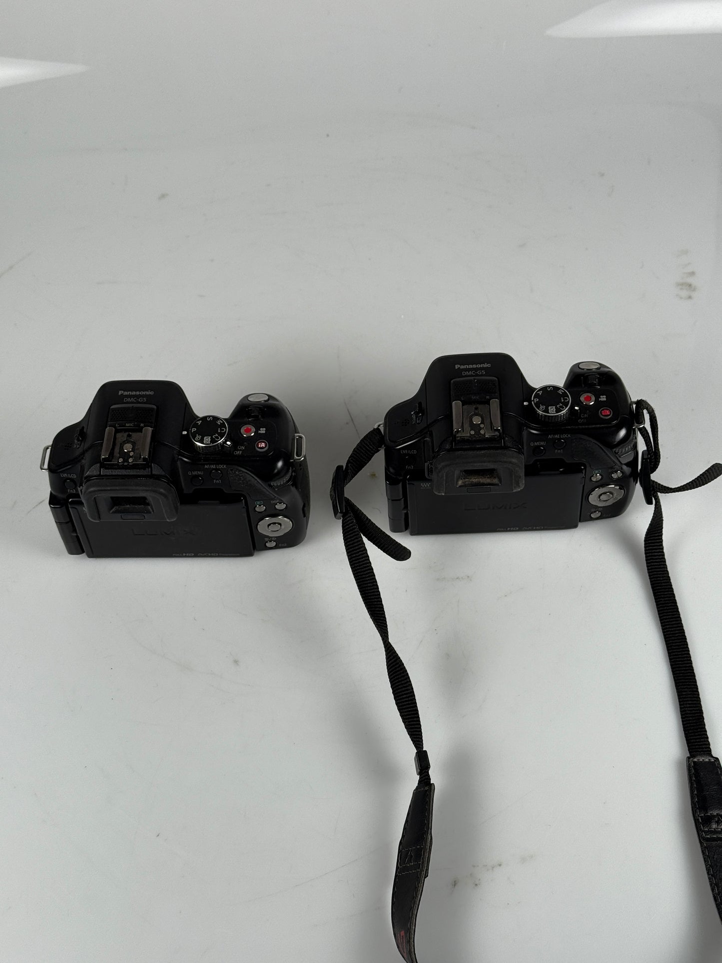 Panasonic Lumix DMC-G5 Mirrorless MFT Digital Camera Body lot of 2