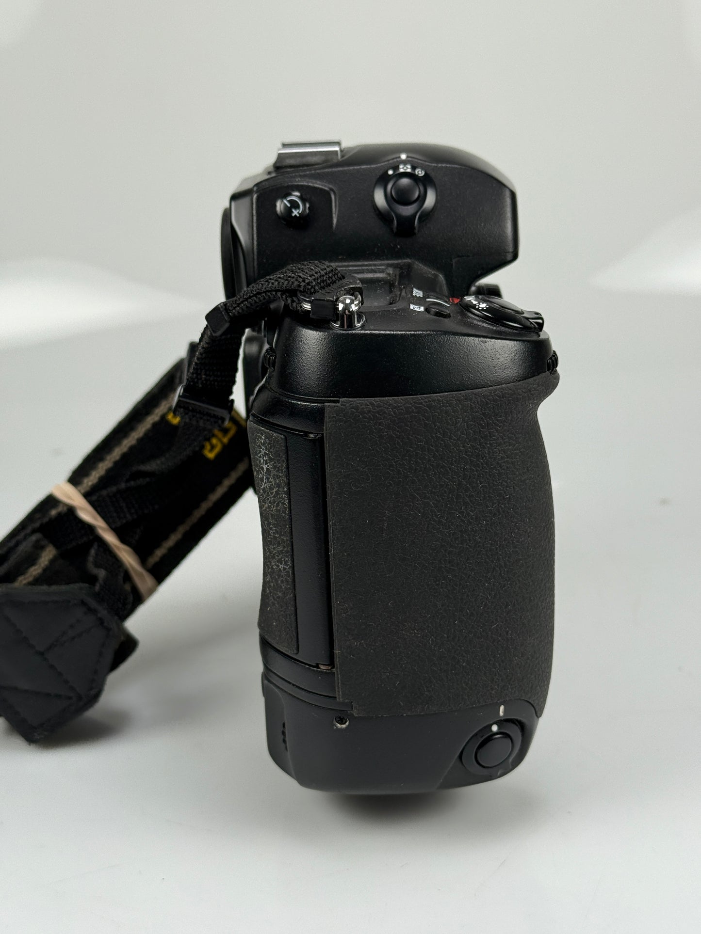 Nikon D1X Digital SLR Camera Body