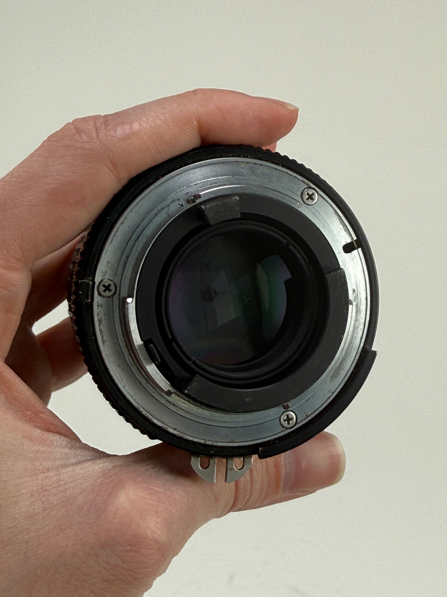 NIKON AI NIKKOR 85mm f2 Portrait MF Prime Camera Lens
