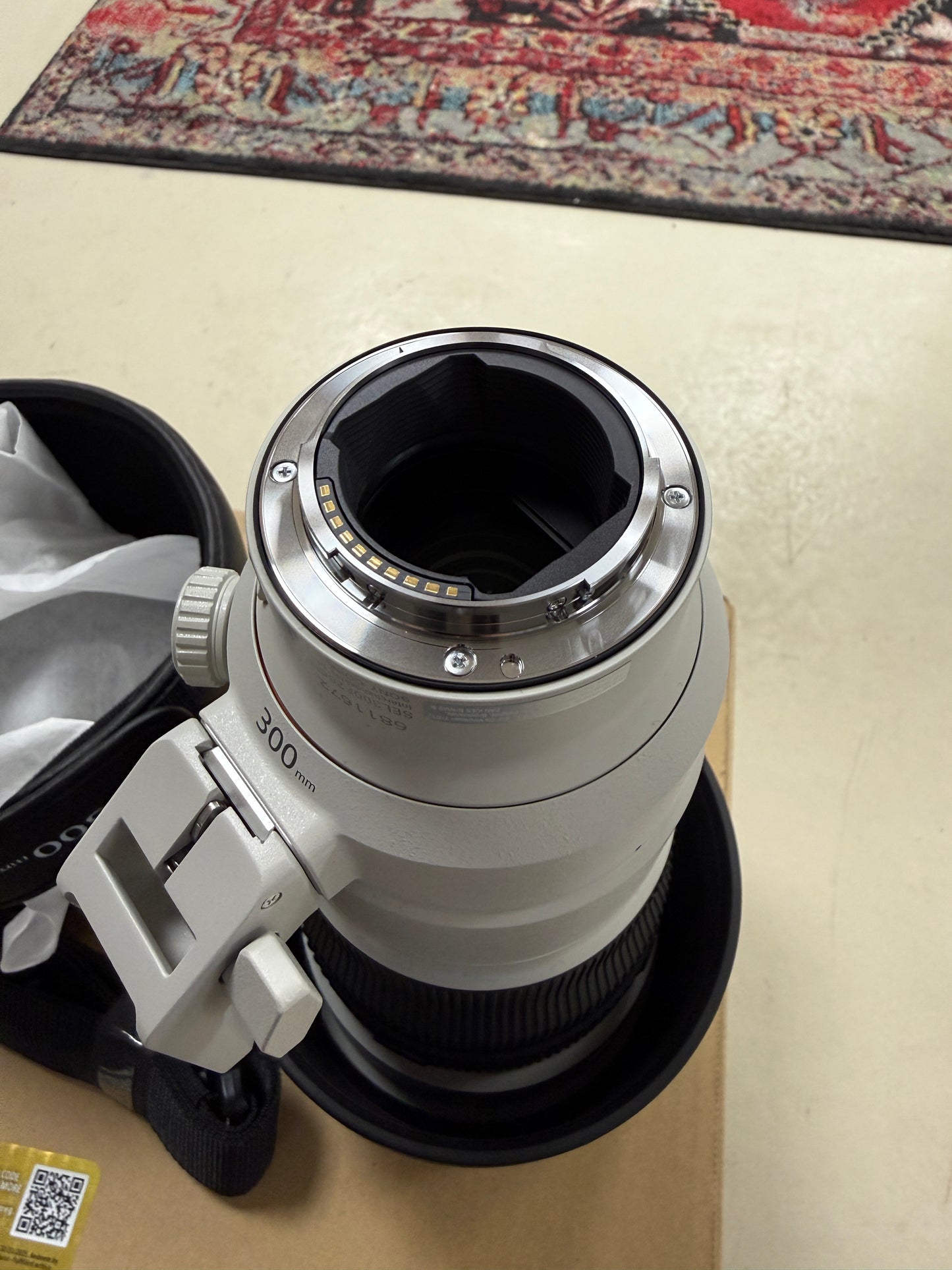 Sony FE 300mm F2.8 GM OSS Full-frame Telephoto Prime G Master Lens