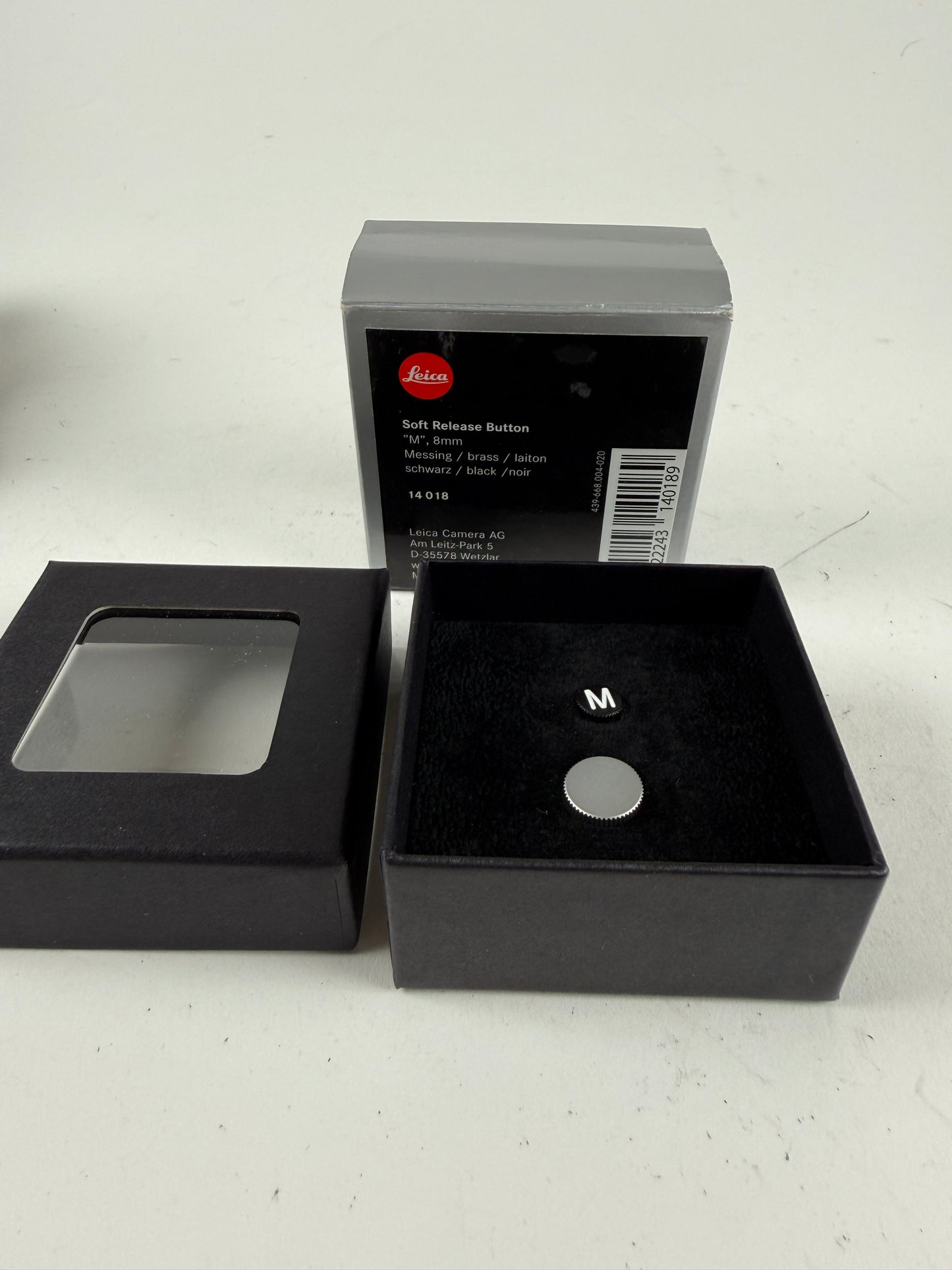 Leica M-System Soft Release Button 8mm Black with "M" logo #14018