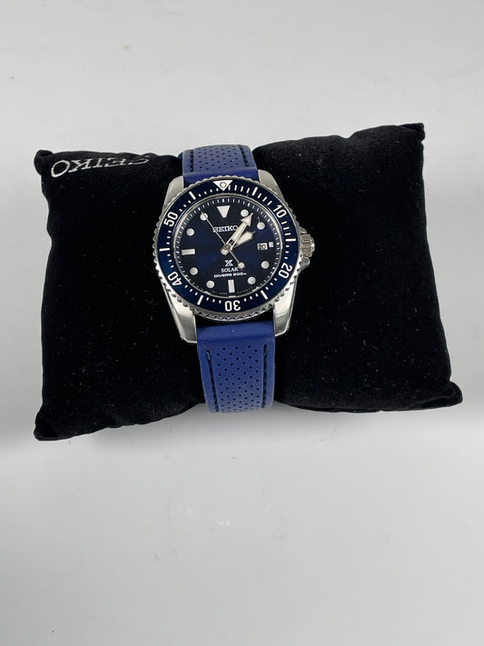 SEIKO Prospex Diver's V147-0CS0 200m Men's Solar Watch in BOX