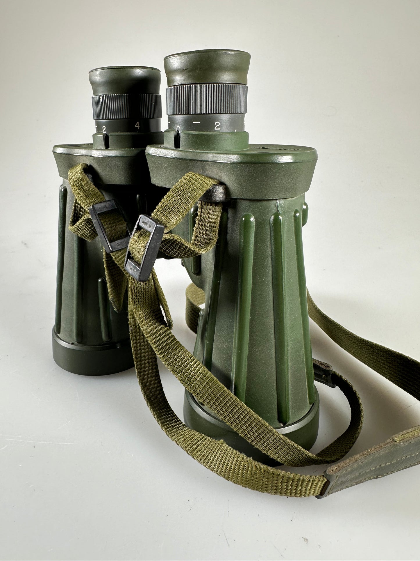 EDNAR 6x42 (Leica) Military Binoculars - Dutch Army Binoculars