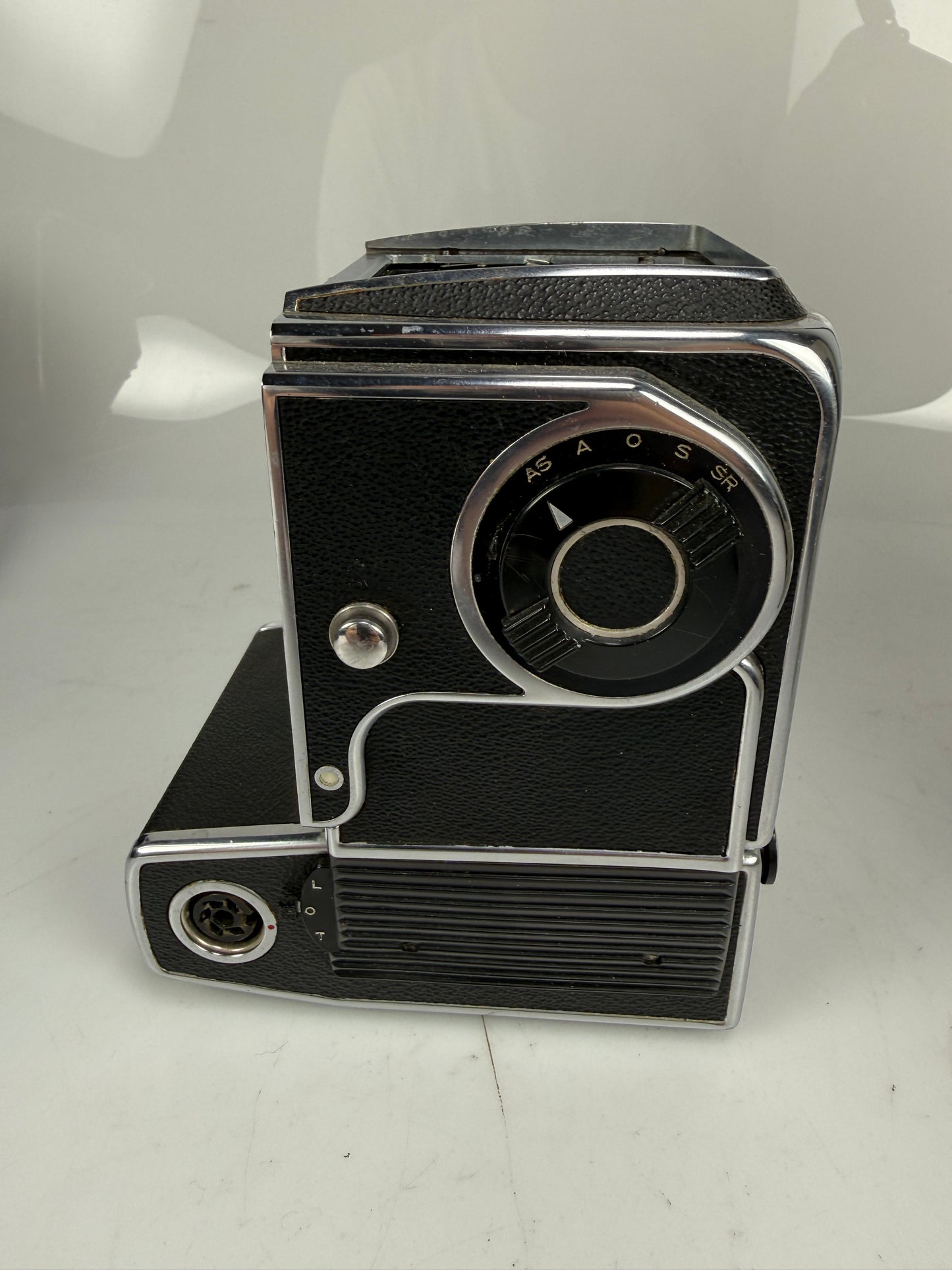 Hasselblad 500EL Medium Format Camera Body, chrome