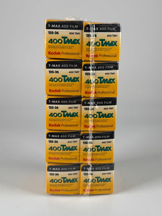 Kodak TMAX 400 Professional Black and White 35mm Film (36 Exposures, 1 roll)