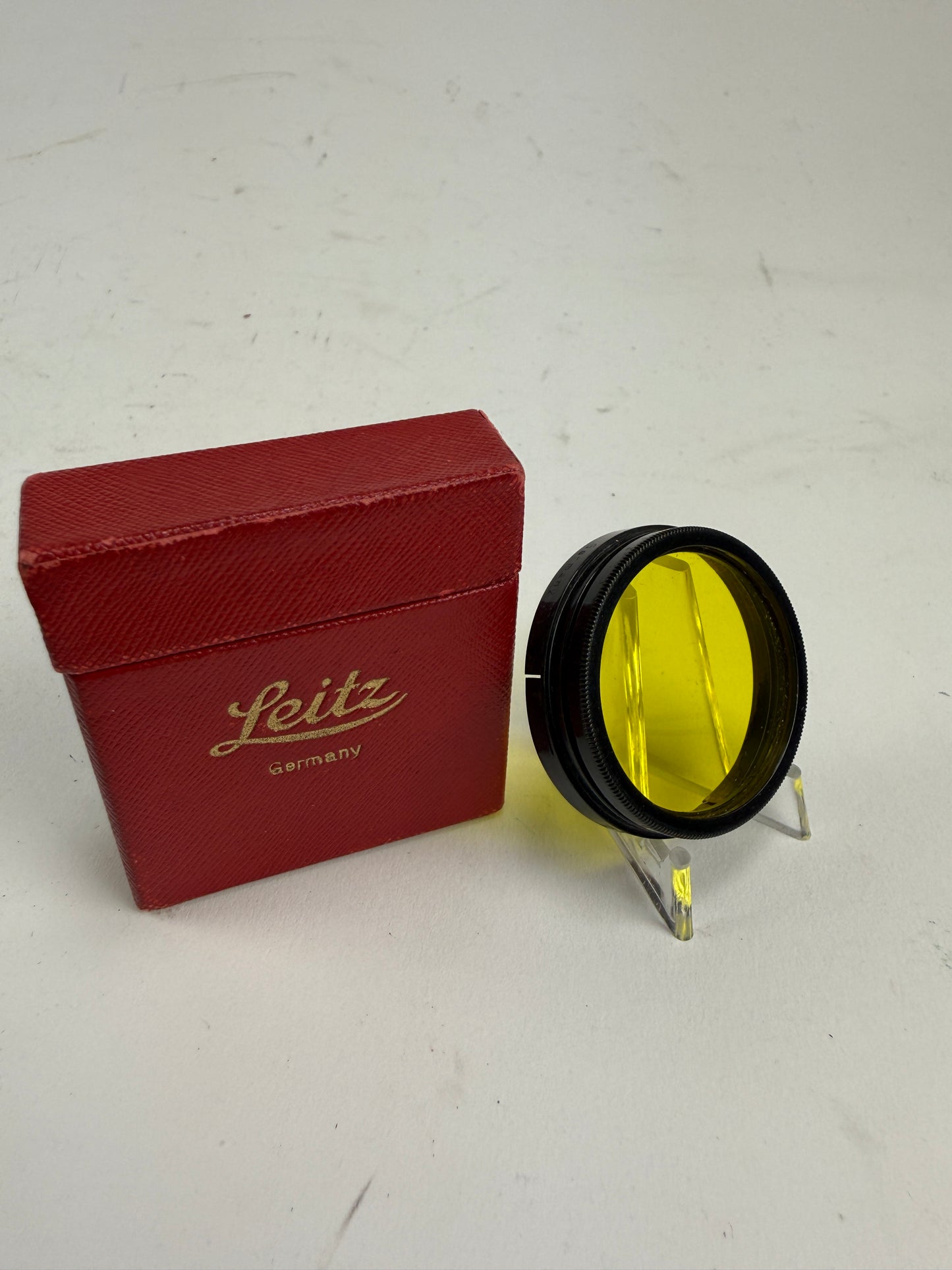 Leitz Leica Black A36 Yellow 2 Contrast Camera Lens Filter - Summitar push on 36mm