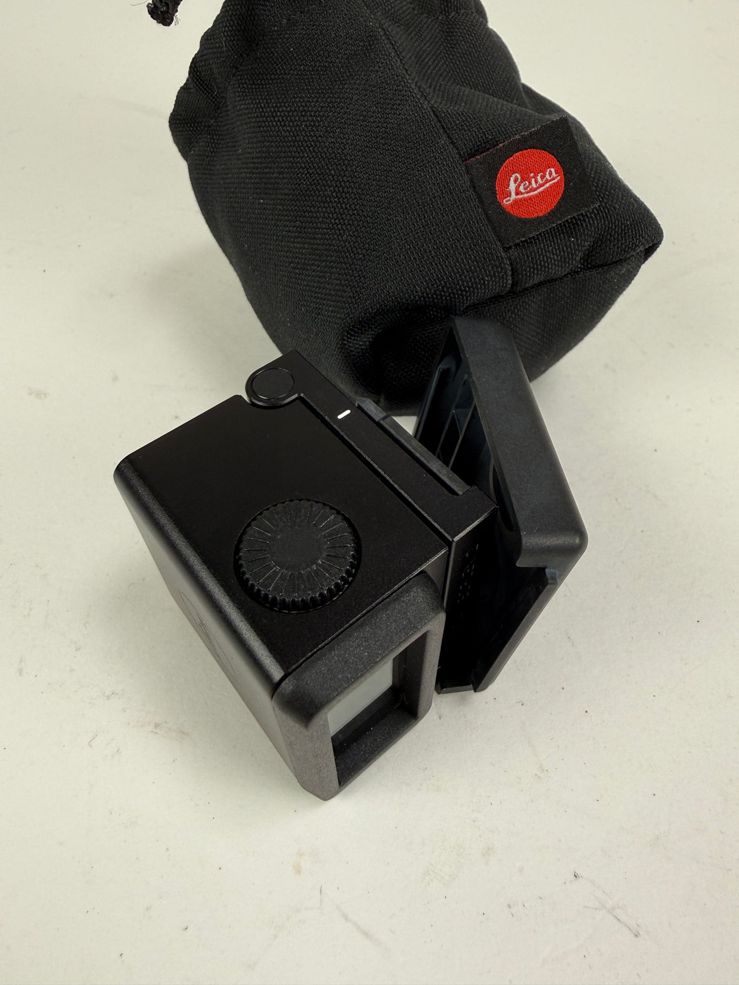 Leica Visoflex 2 Electronic Viewfinder for M11 Camera 24028