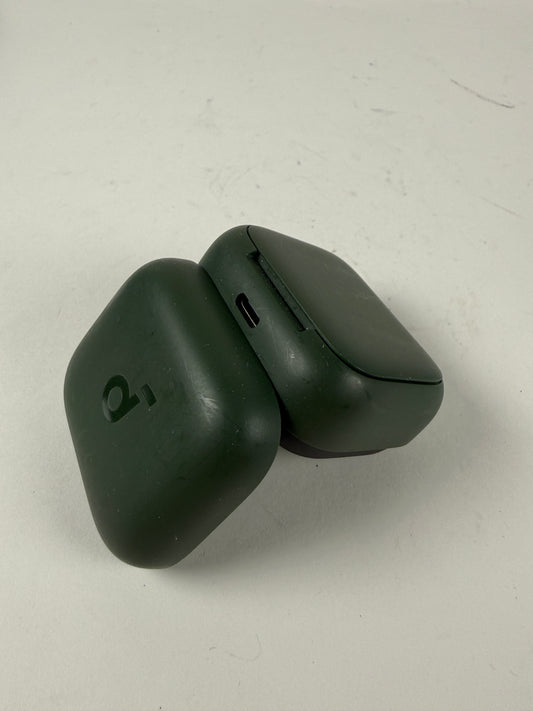 Soundcore P30i Wireless Earbuds 2-In-1/Case Phone Stand Smart Noise Cancelling green