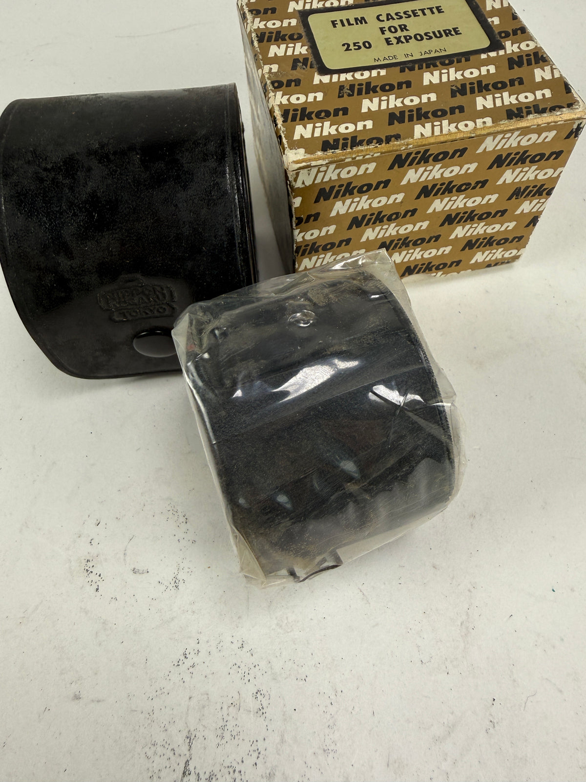 Nikon 250 Exposure Film Cassette MZ-1 for F2 NOS