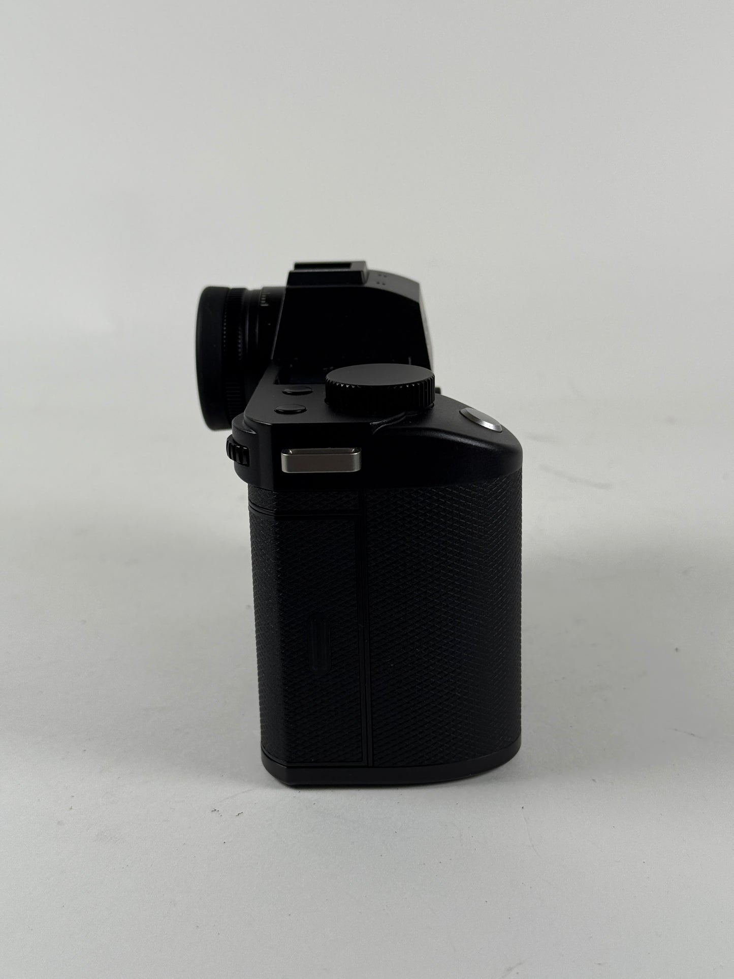 Leica SL2 Mirrorless Digital Camera Body