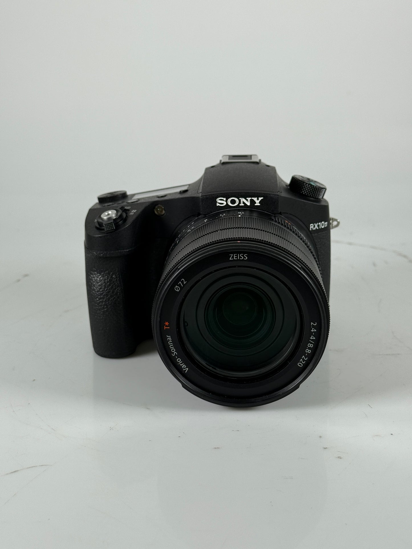 Sony Cyber-Shot DSC-RX10 IV 20.1MP Digital Camera w/25x Zoom