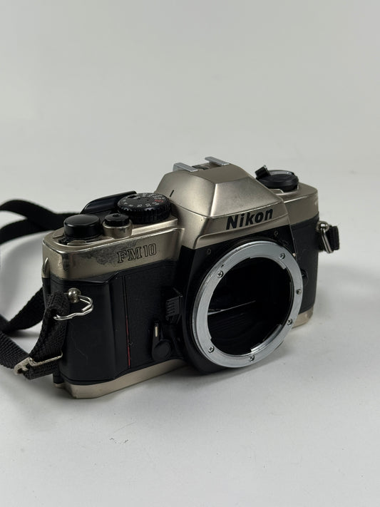 Nikon FM10 35mm SLR Film Camera
