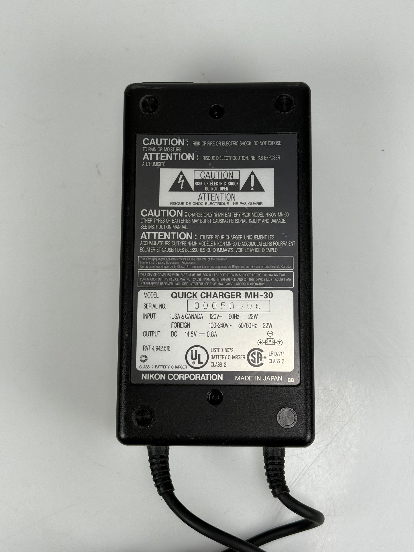 Nikon MH-30 Battery Charger for MN-30 Battery in F5 Cameras