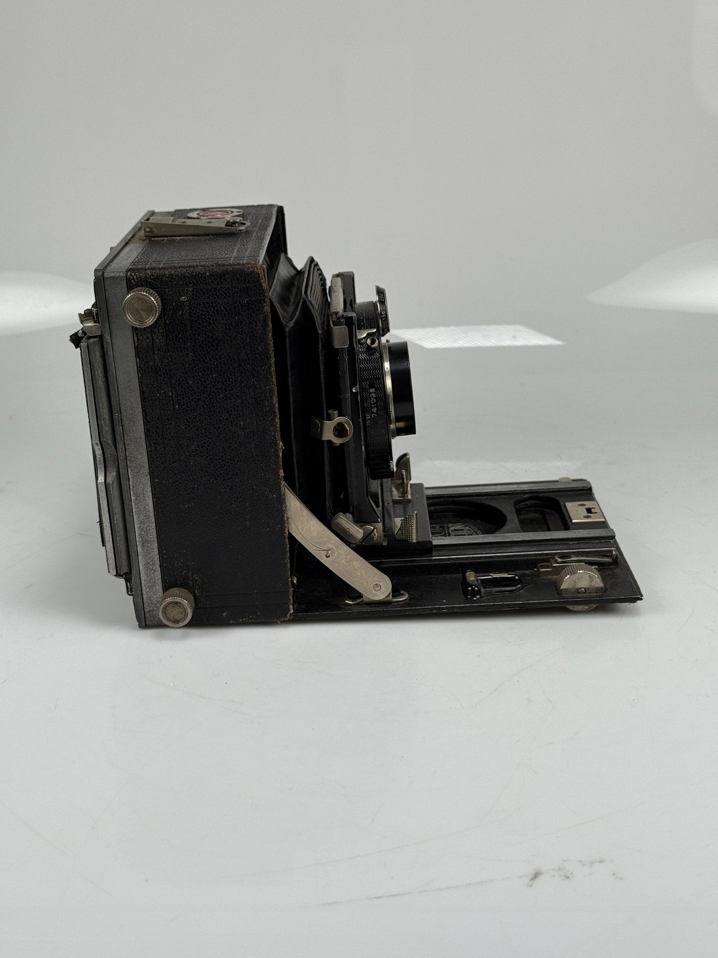 Linhof Munchen Technika / Standard 3 1/4 x 4 1/4 Camera w/ Voigtlander Heliar 15cm f4.5 lens