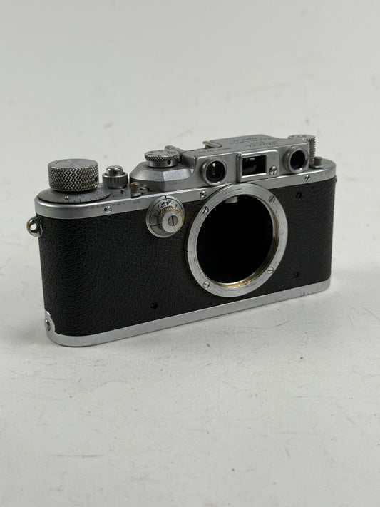 Leica IIIb rangefinder 35mm camera body chrome