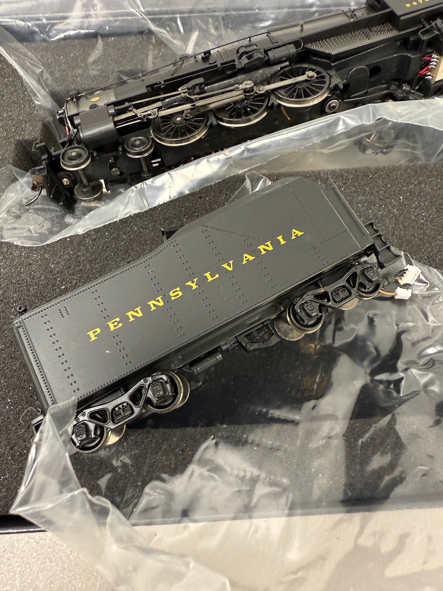 Bachmann Spectrum 84114 HO Scale K4 4-6-2 Pacific LocomotivePennsylvania 6476