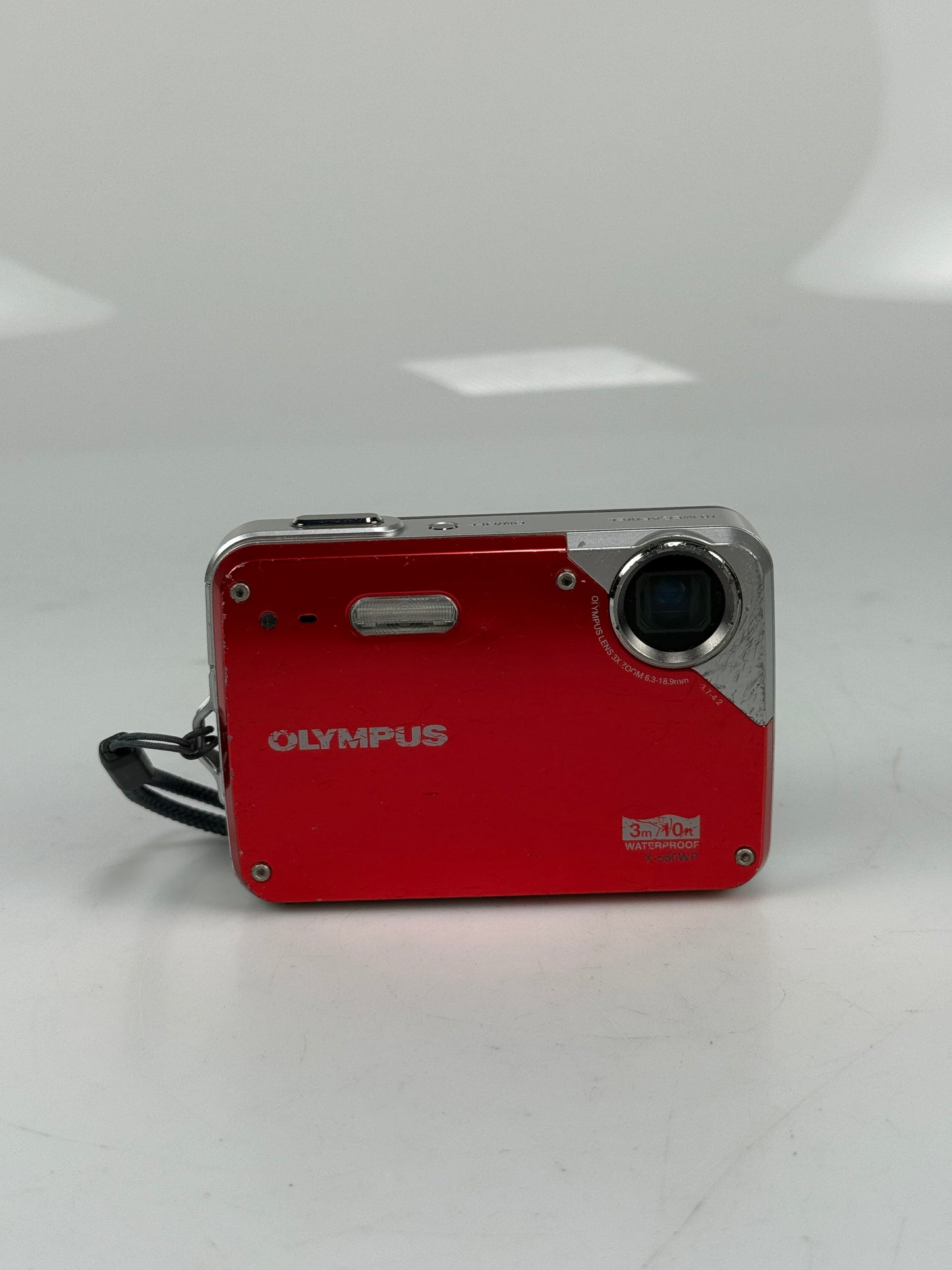 Olympus X-560WP Waterproof Digital Camera 10mp