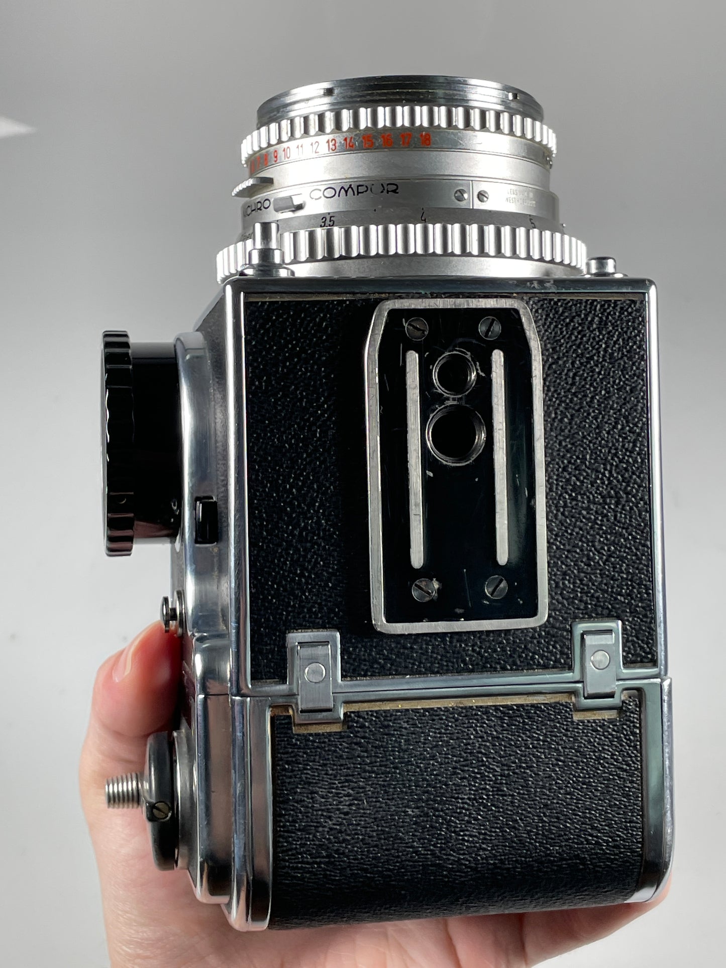 Hasselblad 500C Camera + Planar 80mm f/2.8 Lens A12 Film Back + NC2