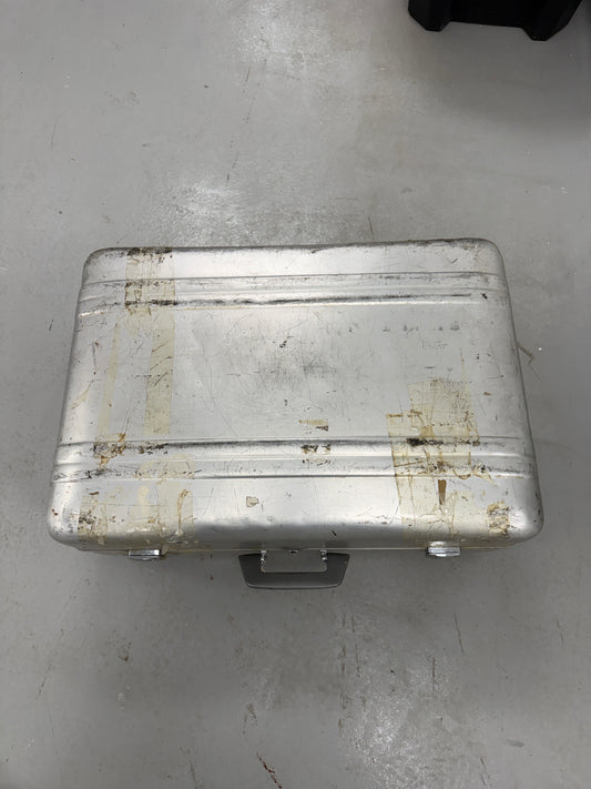Zero Halliburton Aluminum camera Combo Lock Case 26x18x8