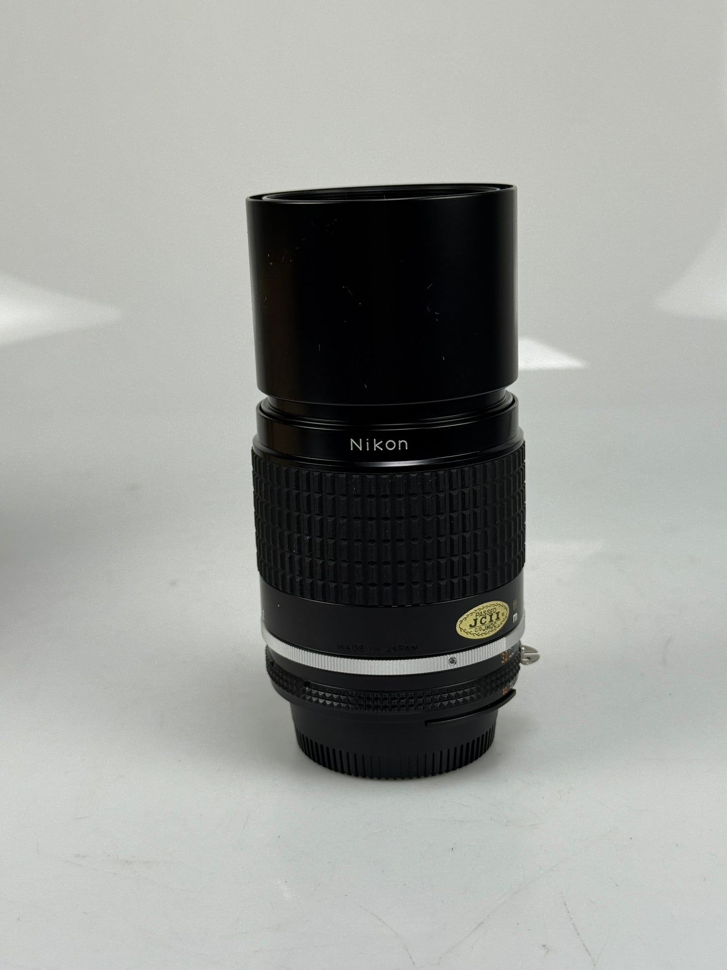 Nikon Ai-s Ais Nikkor 200mm f4 Telephoto MF Lens