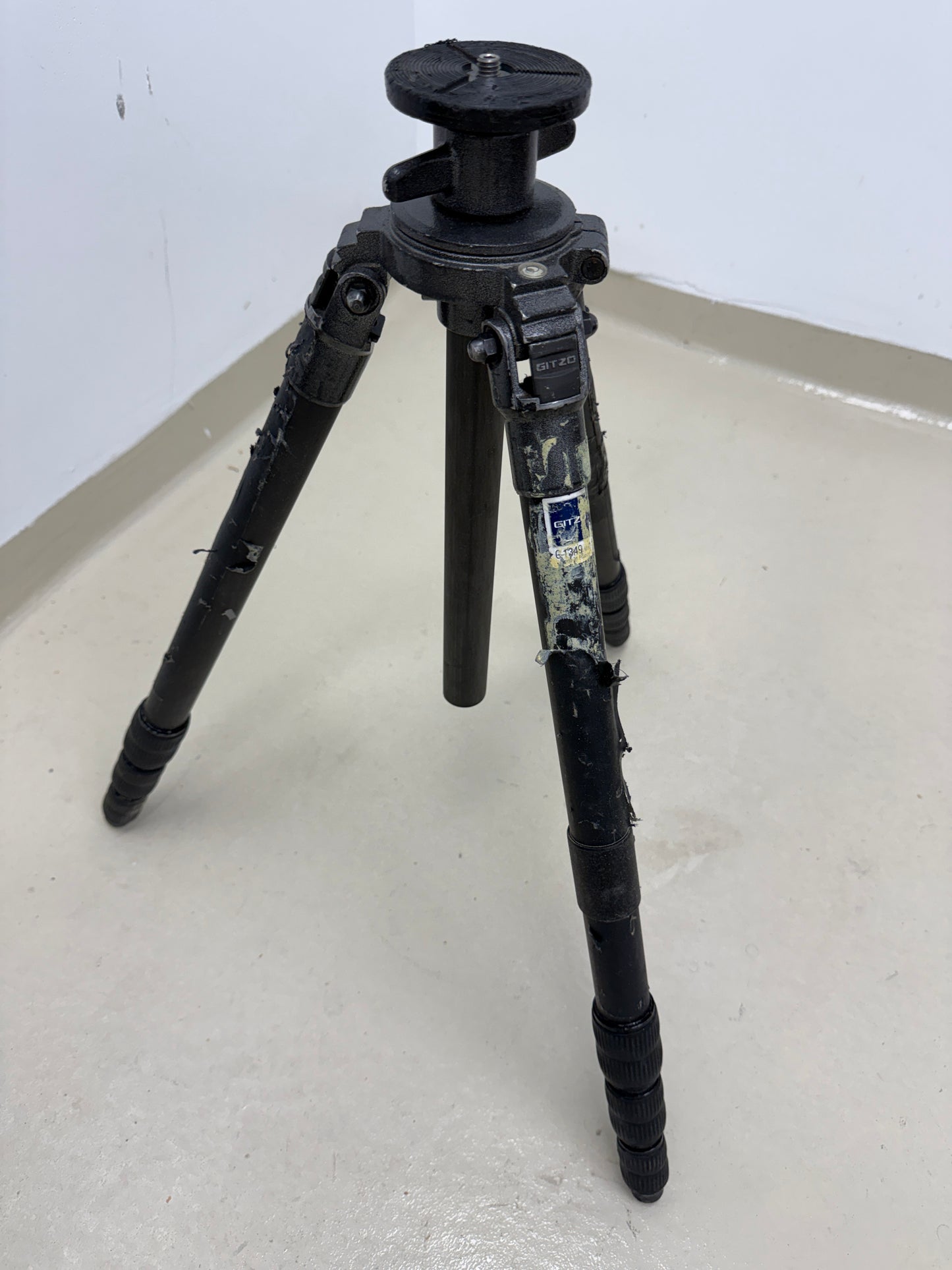 Gitzo G1548 MK2 4-Section Carbon Fiber Tripod Legs