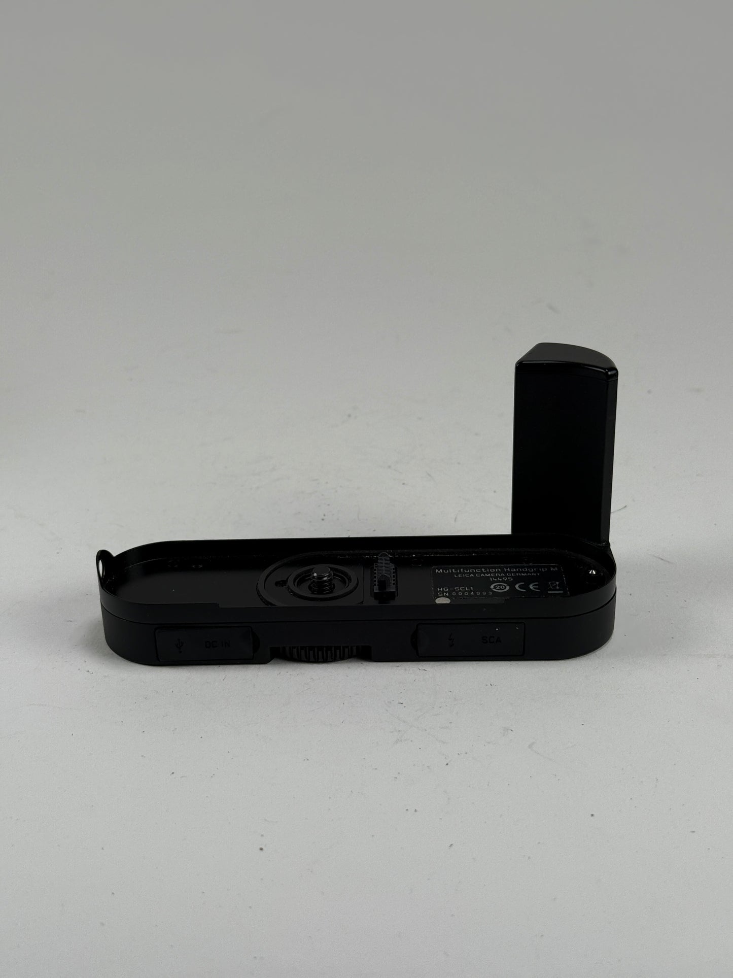 Leica 14495 Multifunction Handgrip for Leica M Digital Rangefinde