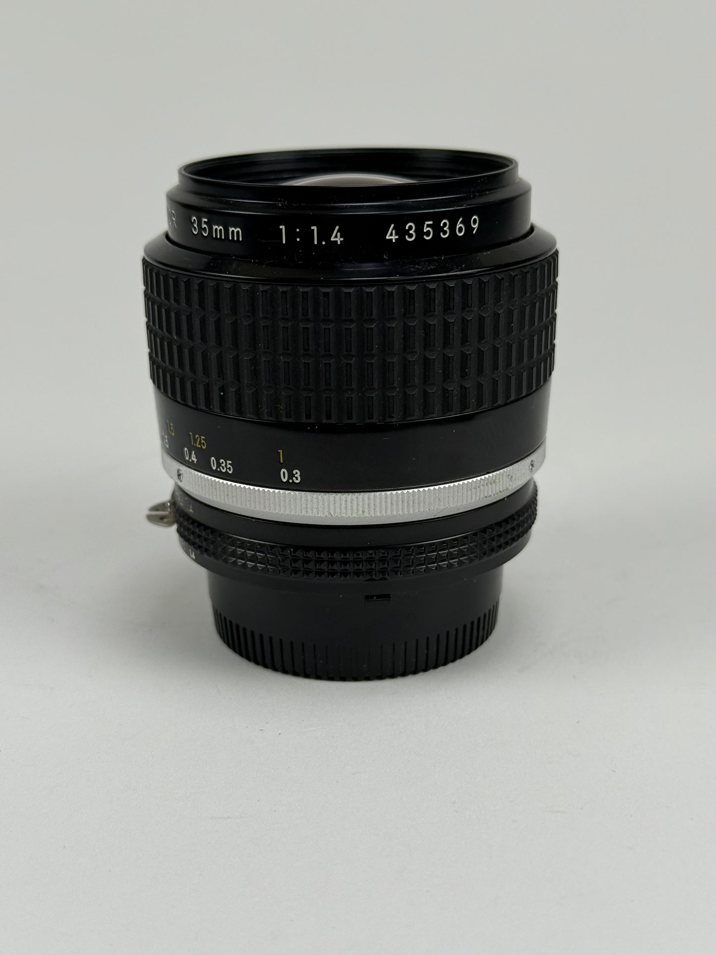 Nikon Nikkor Ais 35mm f1.4 Lens Prime SLR