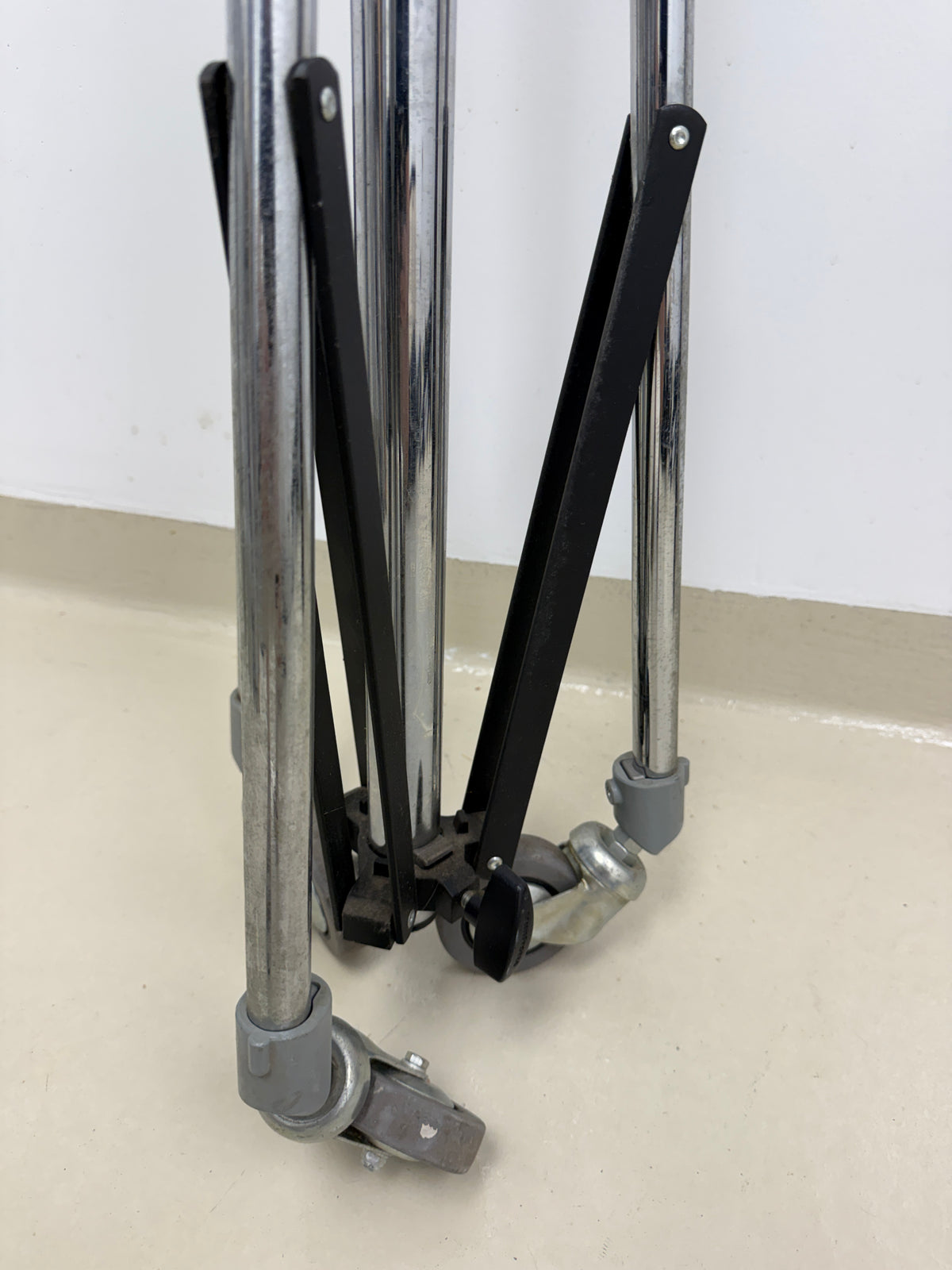 Bogen Manfrotto 3071 Heavy Duty Rolling Light/Boom Stand