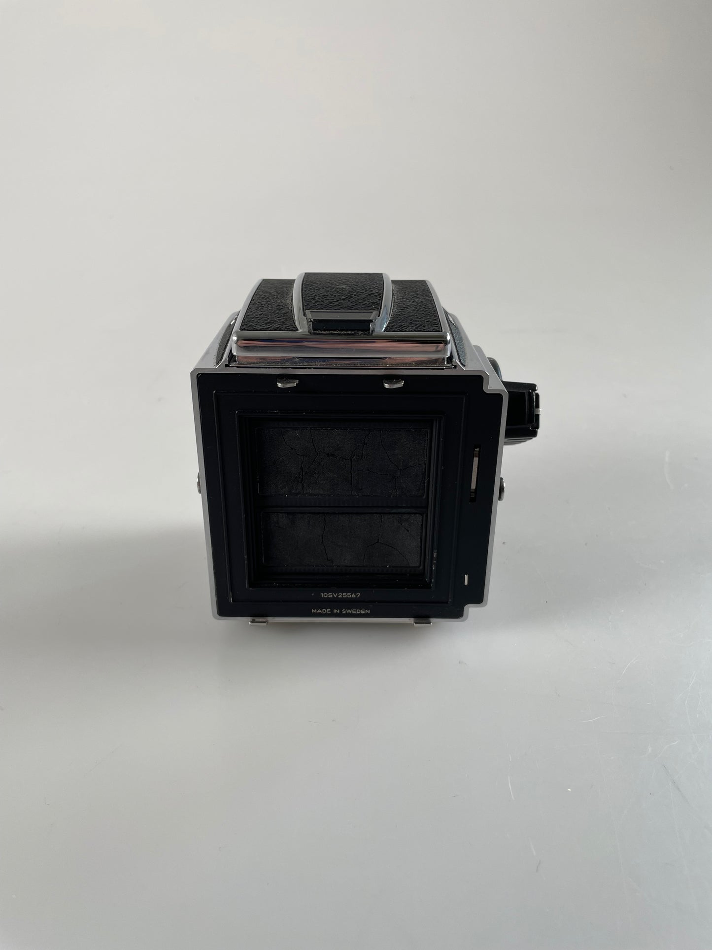 Hasselblad 501CM Medium Format Film Camera Body Chrome, wlf waist level, acute focusing screen