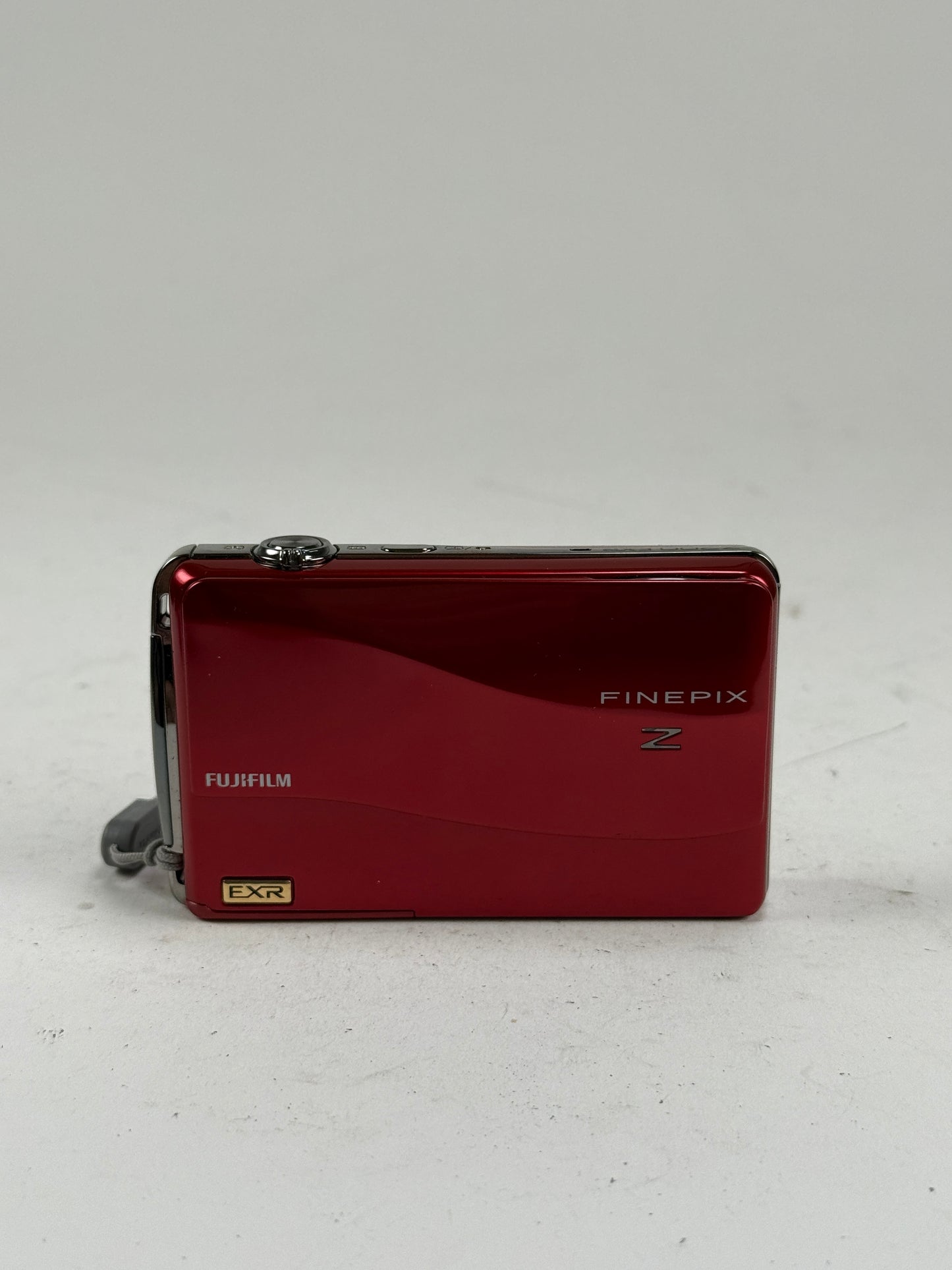 Fujifilm FinePix Z700EXR Red Compact Digital Camera 12MP 5x Zoom EXR