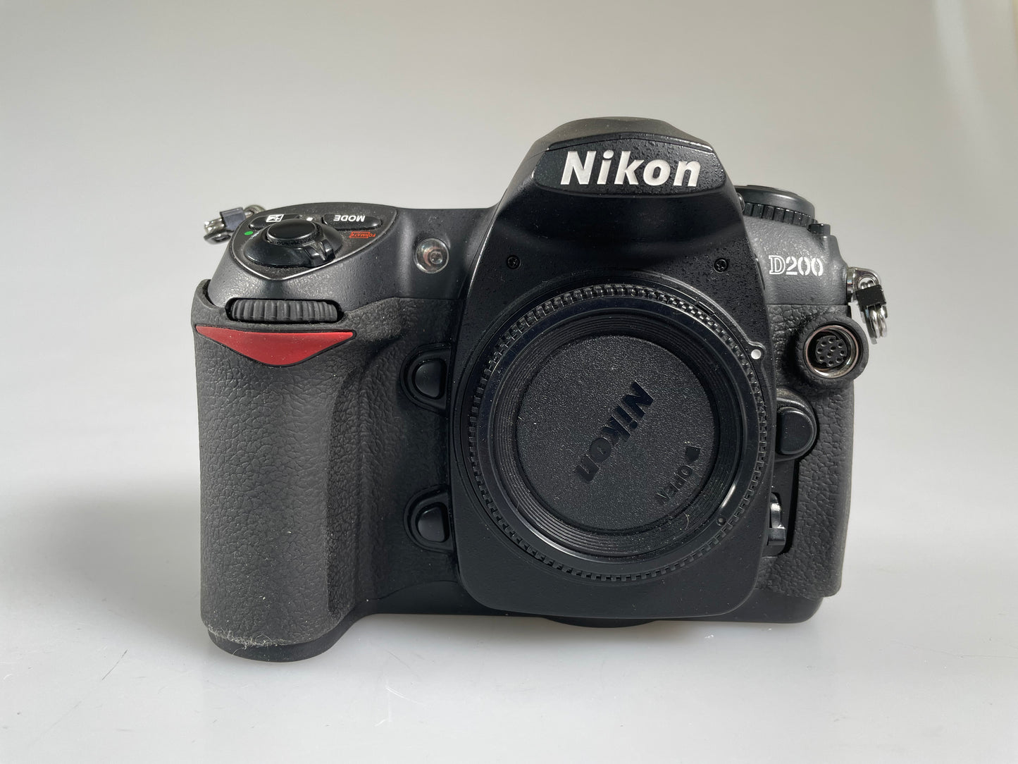 Nikon D200 10.2MP DX Digital SLR Camera