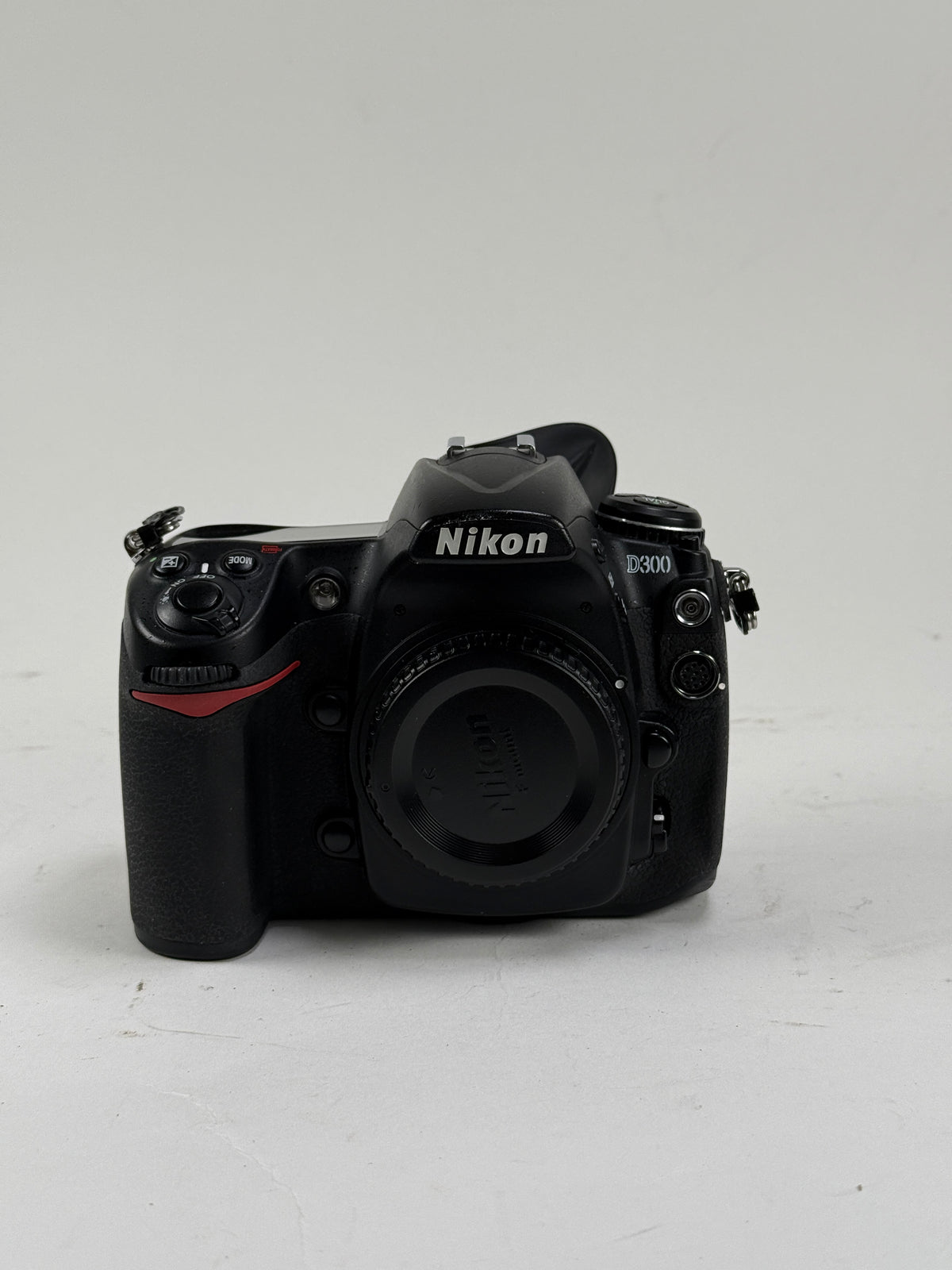 Nikon D300 12.3MP Digital SLR Camera Body SC: 59k