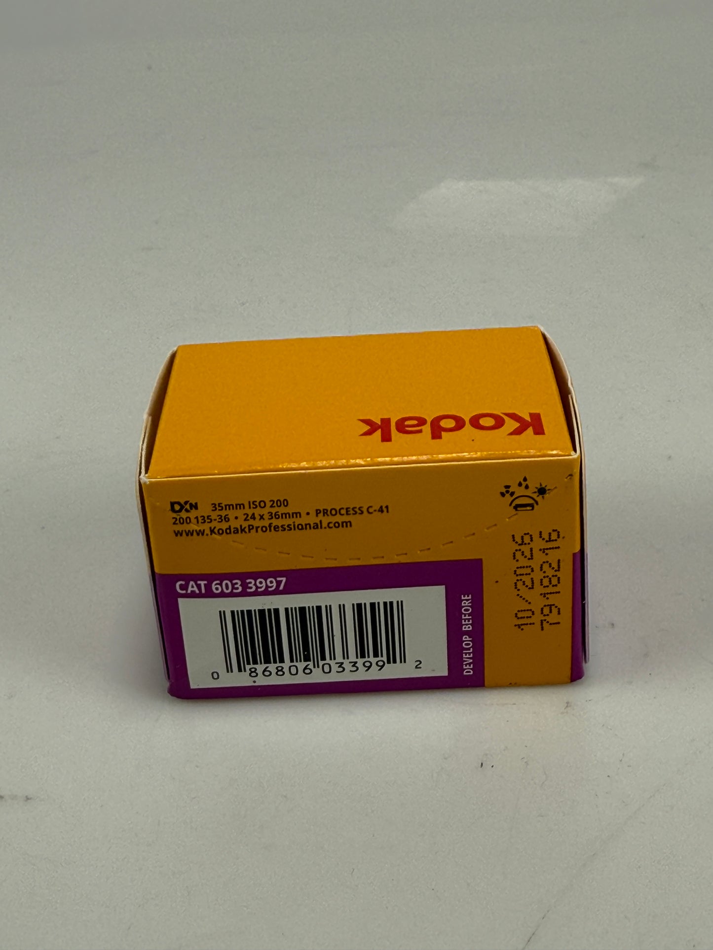 Kodak Gold 200 Color Negative 35mm Film, 36 Exposure GB 135/36